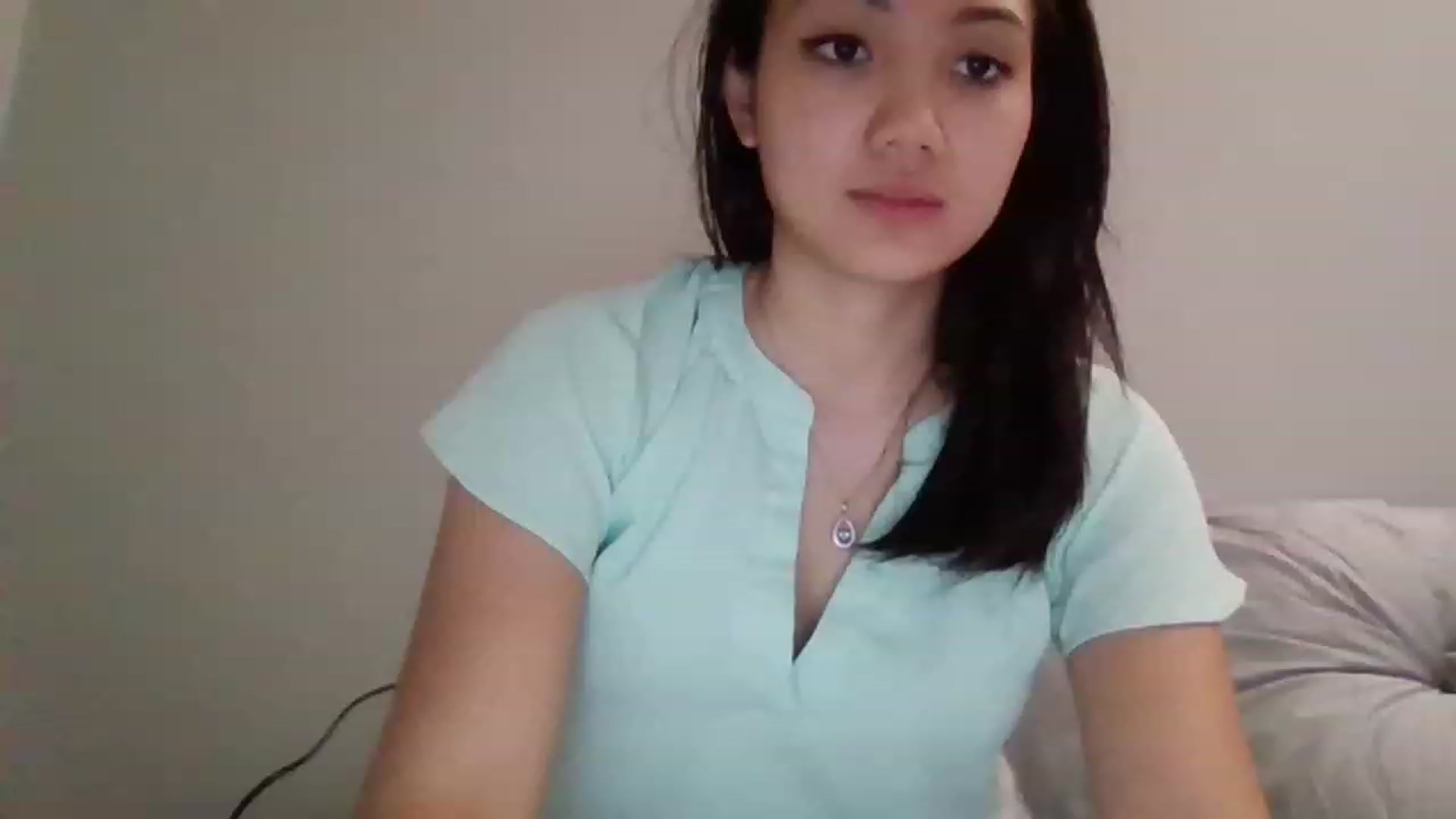 Gallery image thumbnail from LondonTipton's myfreecams stream on, 08/17/2023, 05:06 image 17 of 20