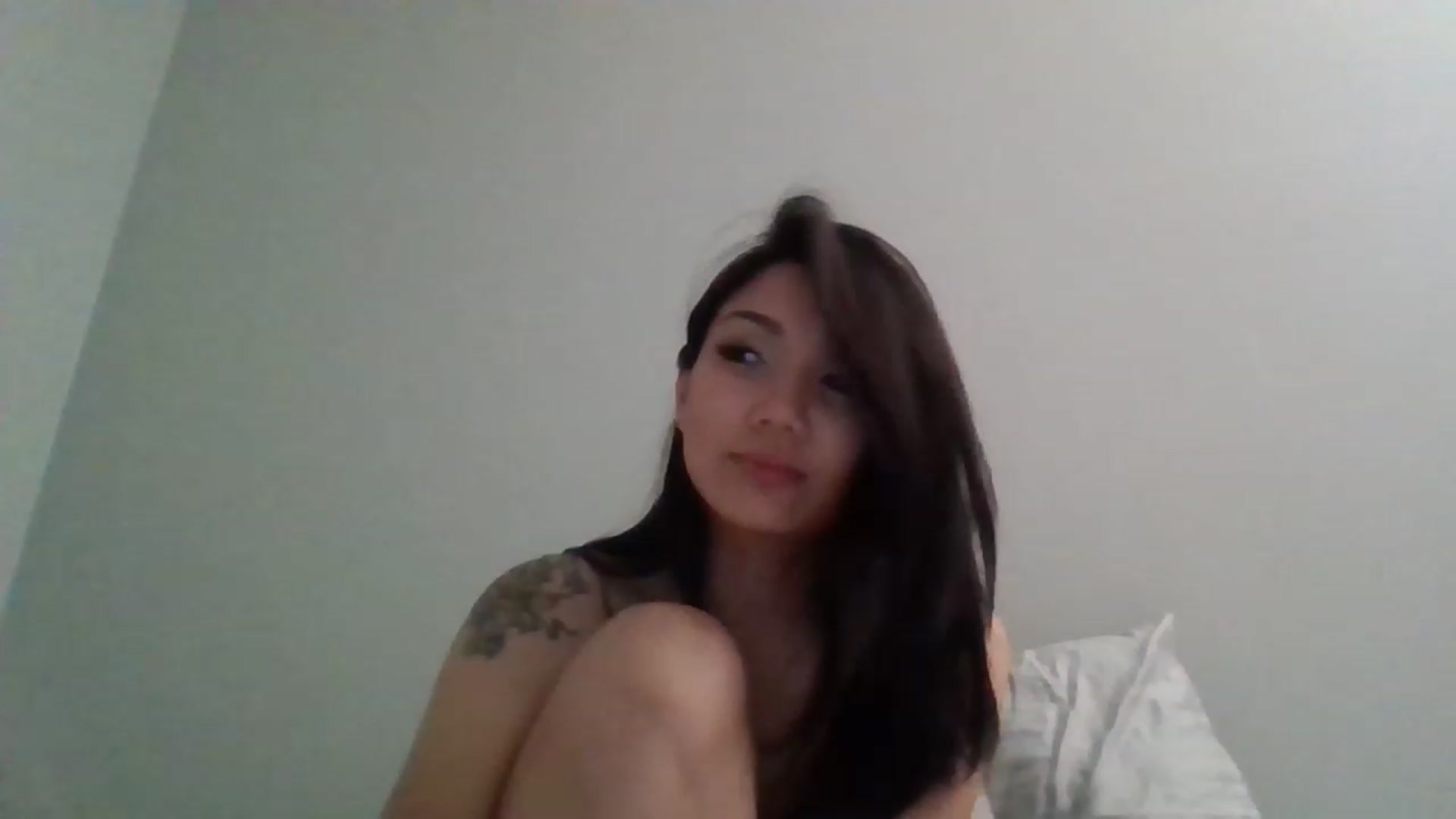 Gallery image thumbnail from LondonTipton's myfreecams stream on, 08/25/2023, 07:46 image 10 of 20