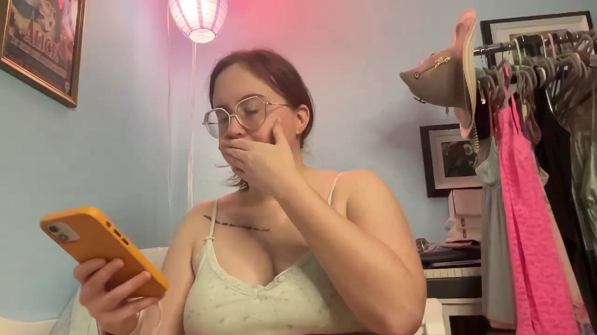 Gallery image thumbnail from LonelyHelena's myfreecams stream on, 03/31/2025, 11:39 image 8 of 20