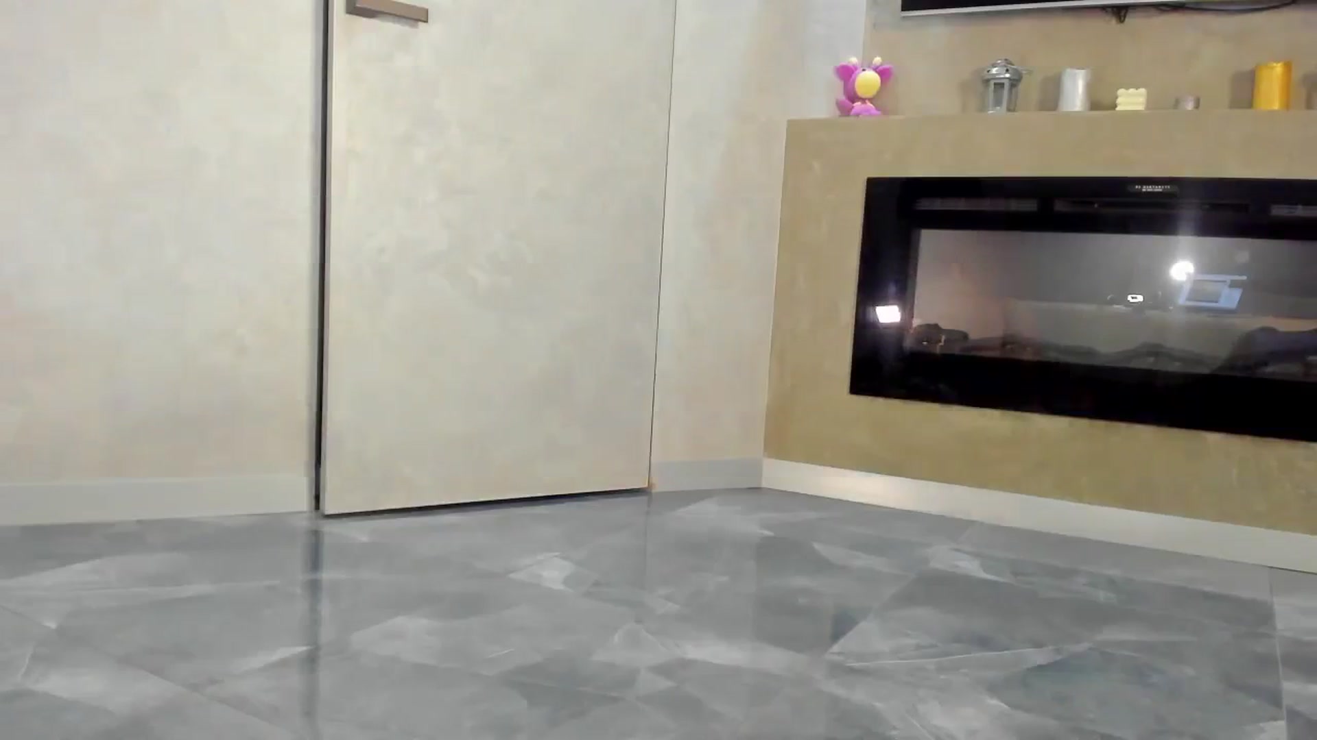 Gallery image thumbnail from LookAtKate's myfreecams stream on, 05/15/2024, 20:36 image 6 of 20