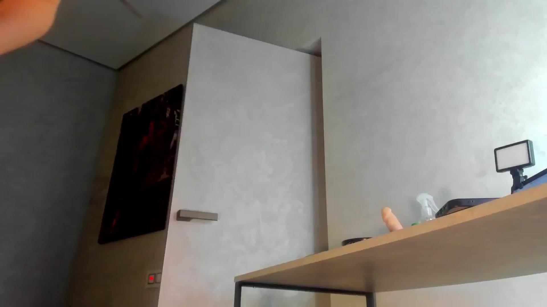 Gallery image thumbnail from LookAtKate's myfreecams stream on, 05/18/2024, 20:00 image 6 of 20