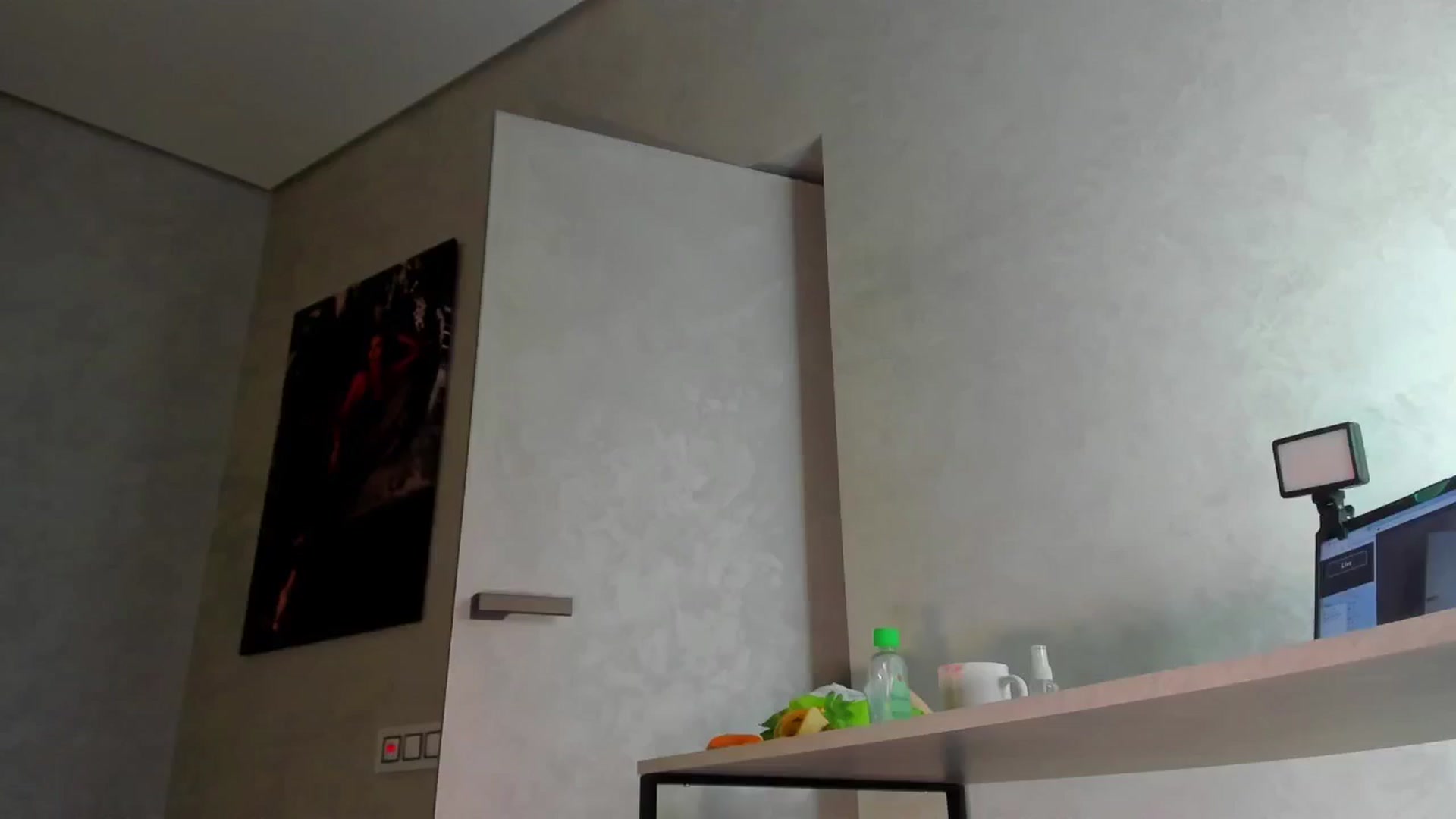 Gallery image thumbnail from LookAtKate's myfreecams stream on, 05/19/2024, 21:05 image 18 of 20