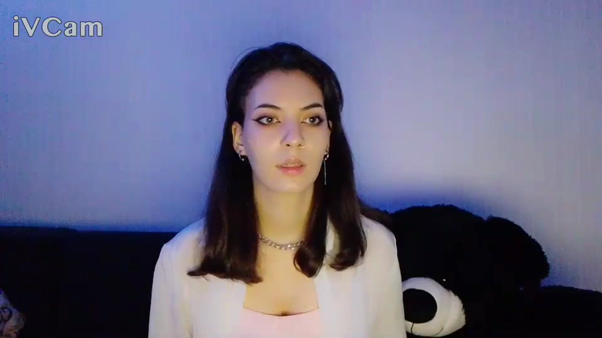 Gallery image thumbnail from LoonyShine's myfreecams stream on, 12/03/2023, 16:41 image 4 of 20