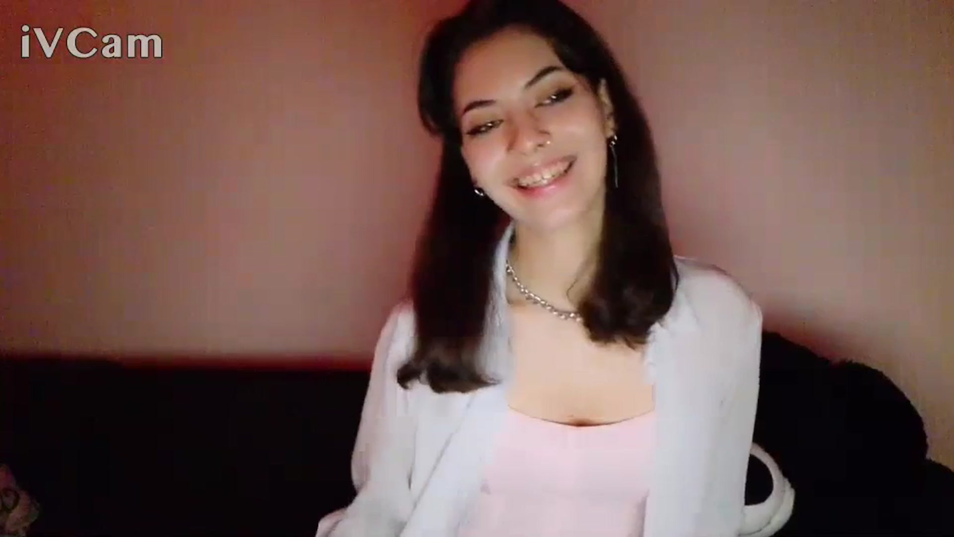 Gallery image thumbnail from LoonyShine's myfreecams stream on, 12/03/2023, 16:41 image 20 of 20
