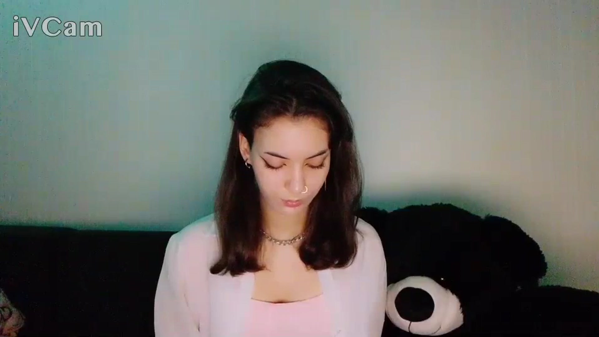 Gallery image thumbnail from LoonyShine's myfreecams stream on, 12/03/2023, 16:41 image 16 of 20
