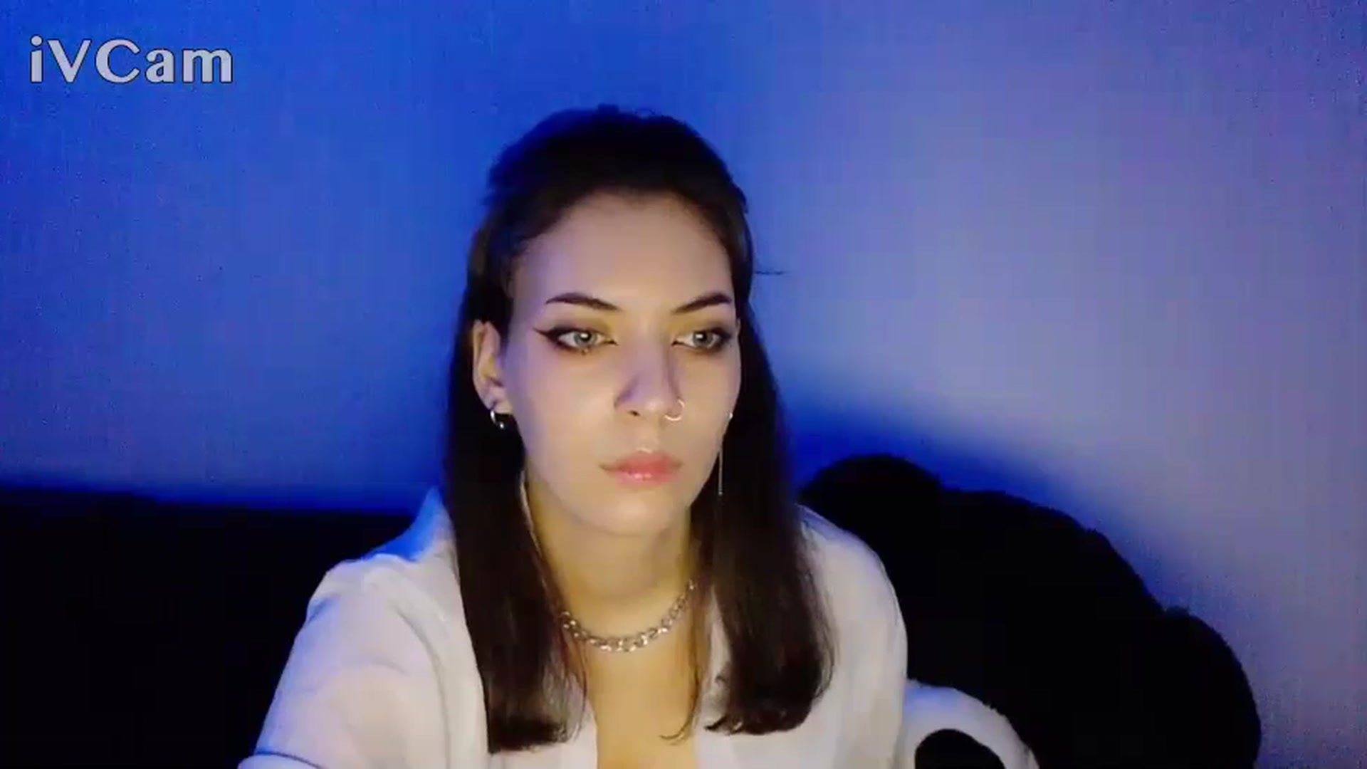 Gallery image thumbnail from LoonyShine's myfreecams stream on, 12/03/2023, 17:44 image 19 of 20