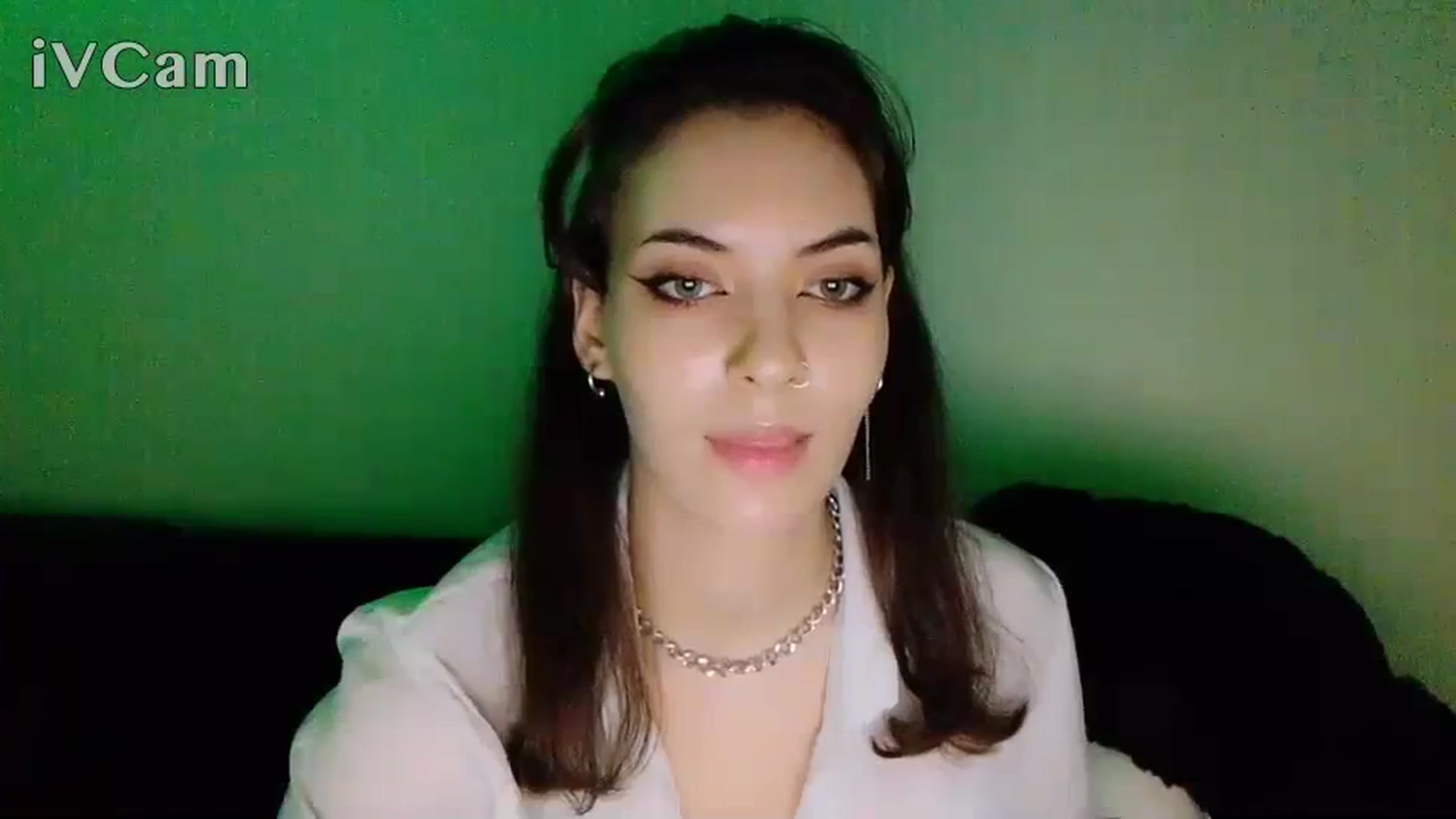 Gallery image thumbnail from LoonyShine's myfreecams stream on, 12/03/2023, 18:50 image 8 of 20