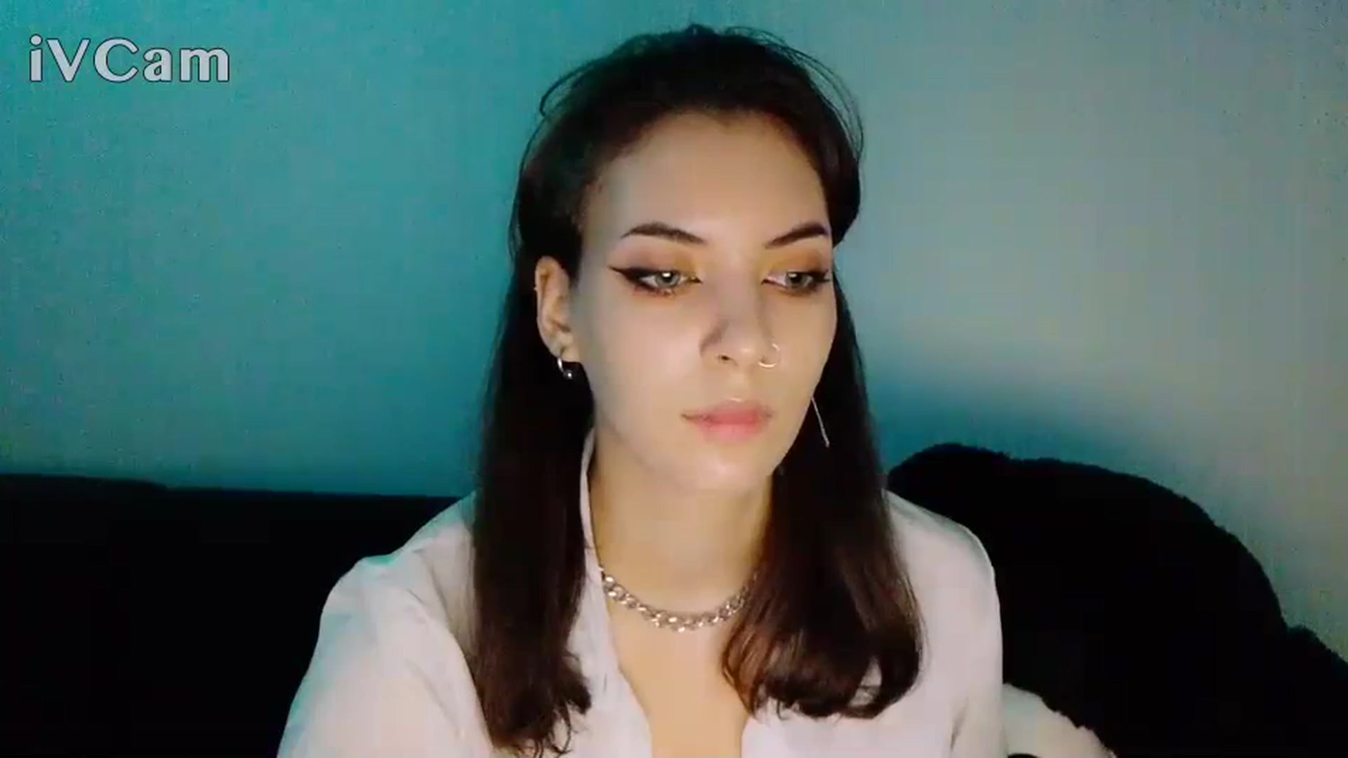 Gallery image thumbnail from LoonyShine's myfreecams stream on, 12/03/2023, 18:50 image 11 of 20