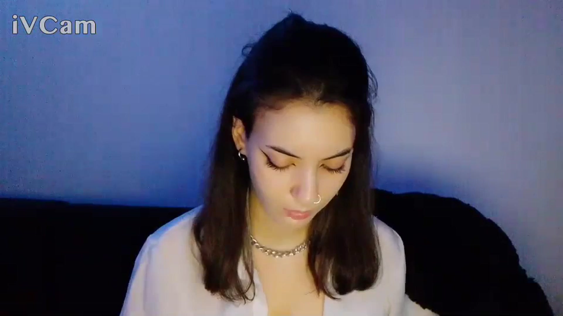 Gallery image thumbnail from LoonyShine's myfreecams stream on, 12/03/2023, 18:50 image 14 of 20
