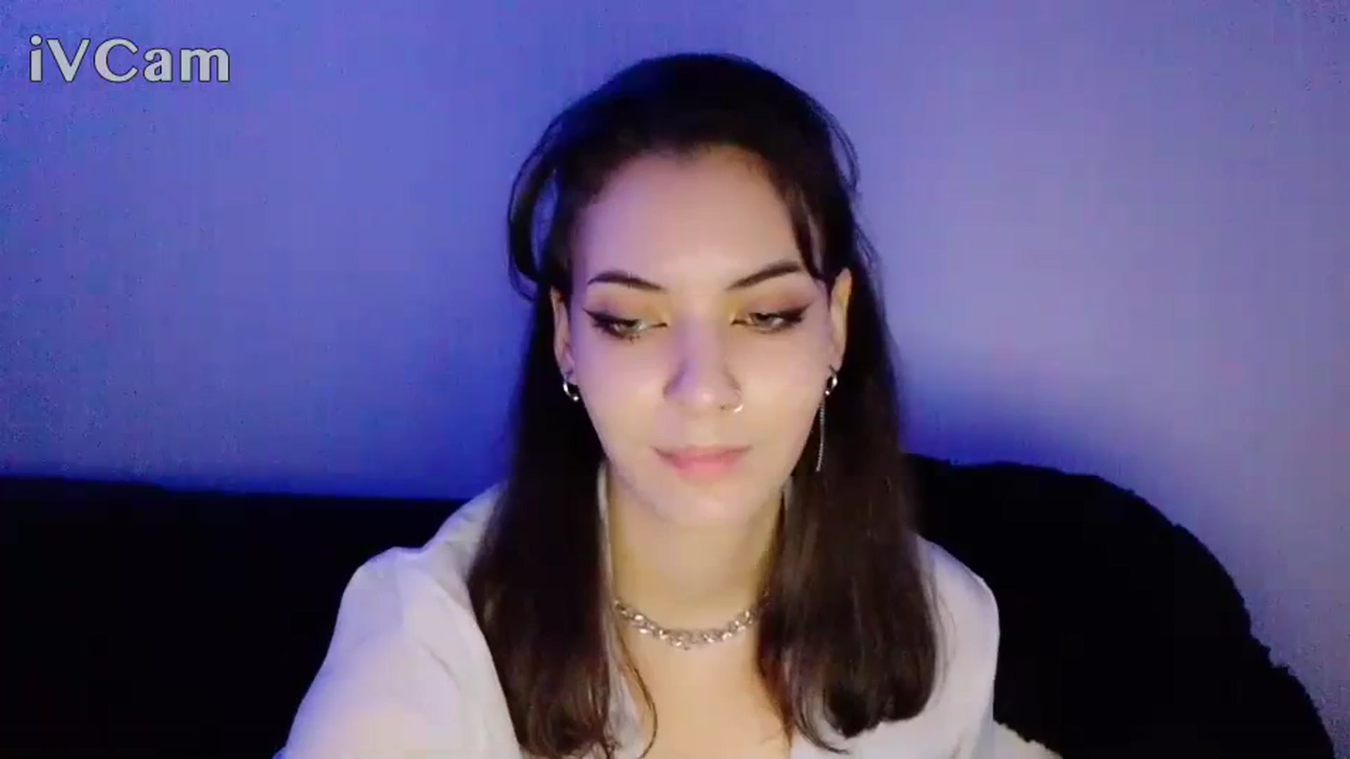 Gallery image thumbnail from LoonyShine's myfreecams stream on, 12/03/2023, 18:50 image 16 of 20