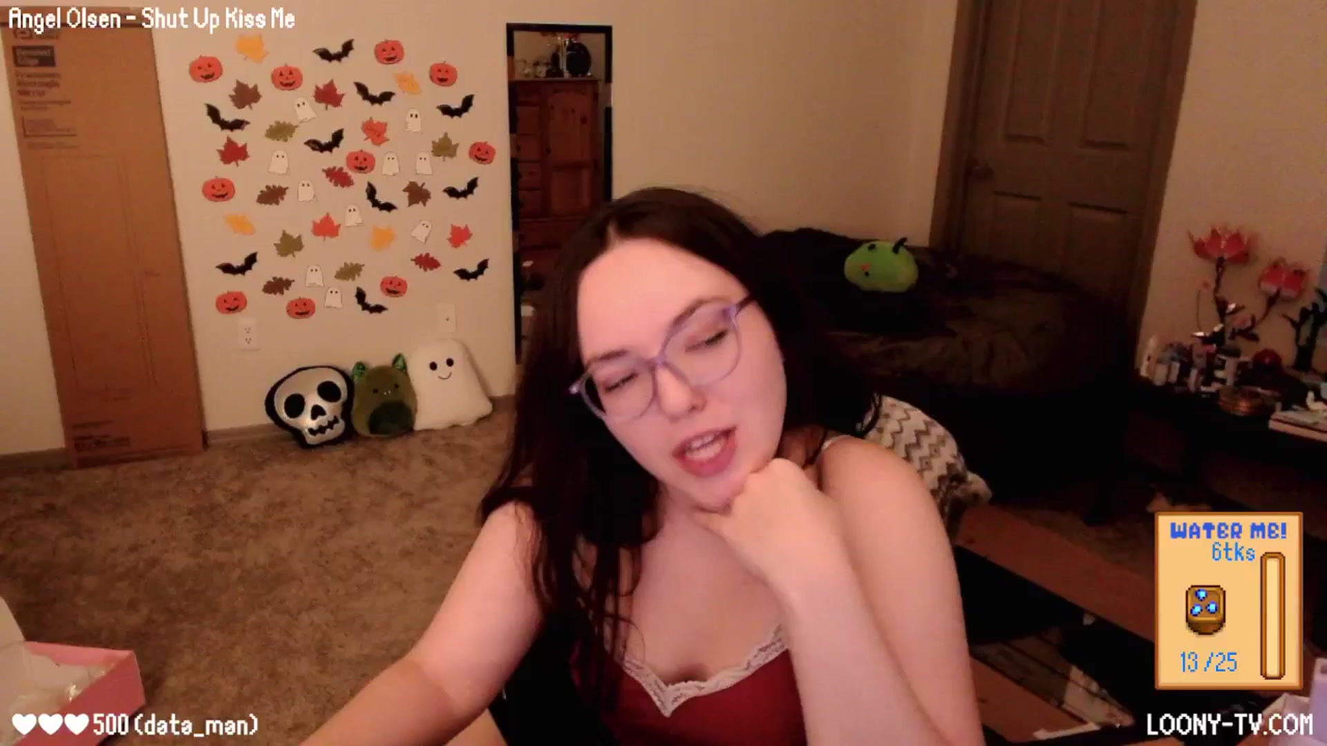 Gallery image thumbnail from LoonyTV's myfreecams stream on, 11/17/2025, 24:21 image 12 of 20