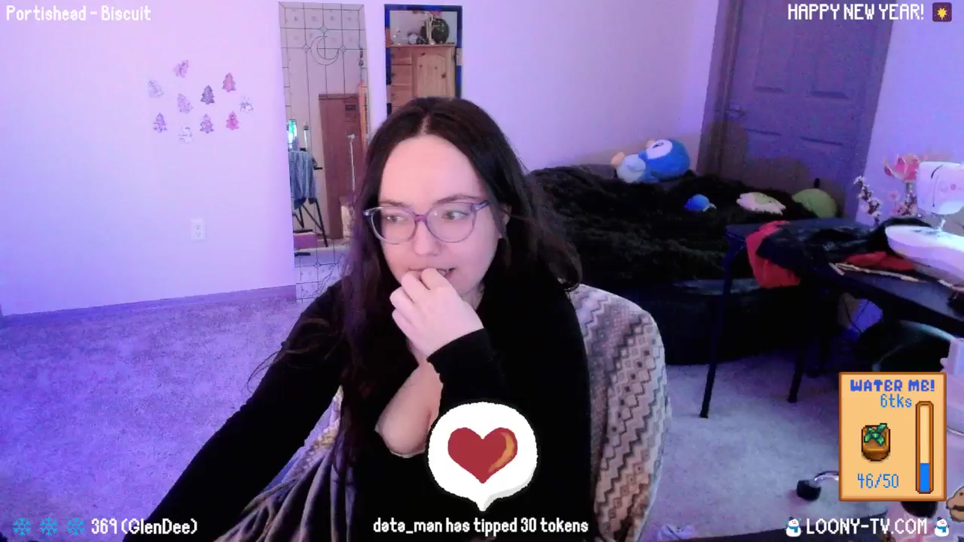 Gallery image thumbnail from LoonyTV's myfreecams stream on, 01/02/2026, 24:20 image 6 of 20