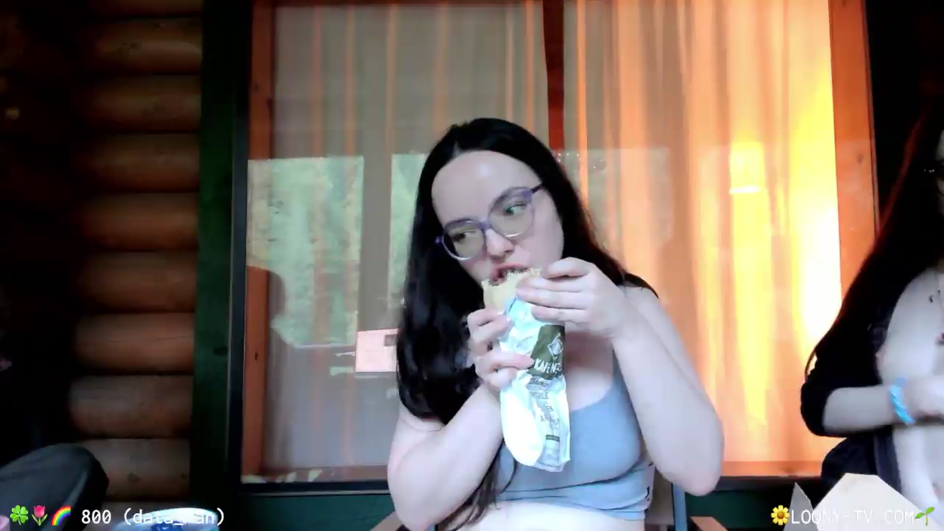 Gallery image thumbnail from LoonyTV's myfreecams stream on, 05/04/2026, 03:52 image 7 of 20