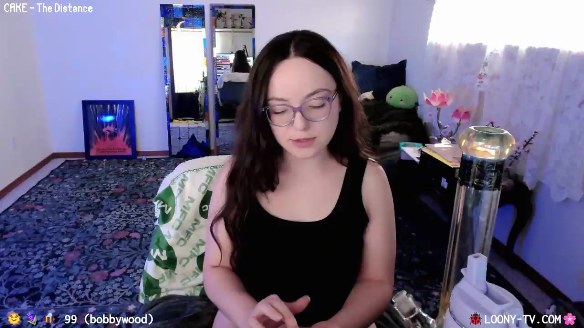 Gallery image thumbnail from LoonyTV's myfreecams stream on, 05/17/2026, 23:41 image 3 of 20