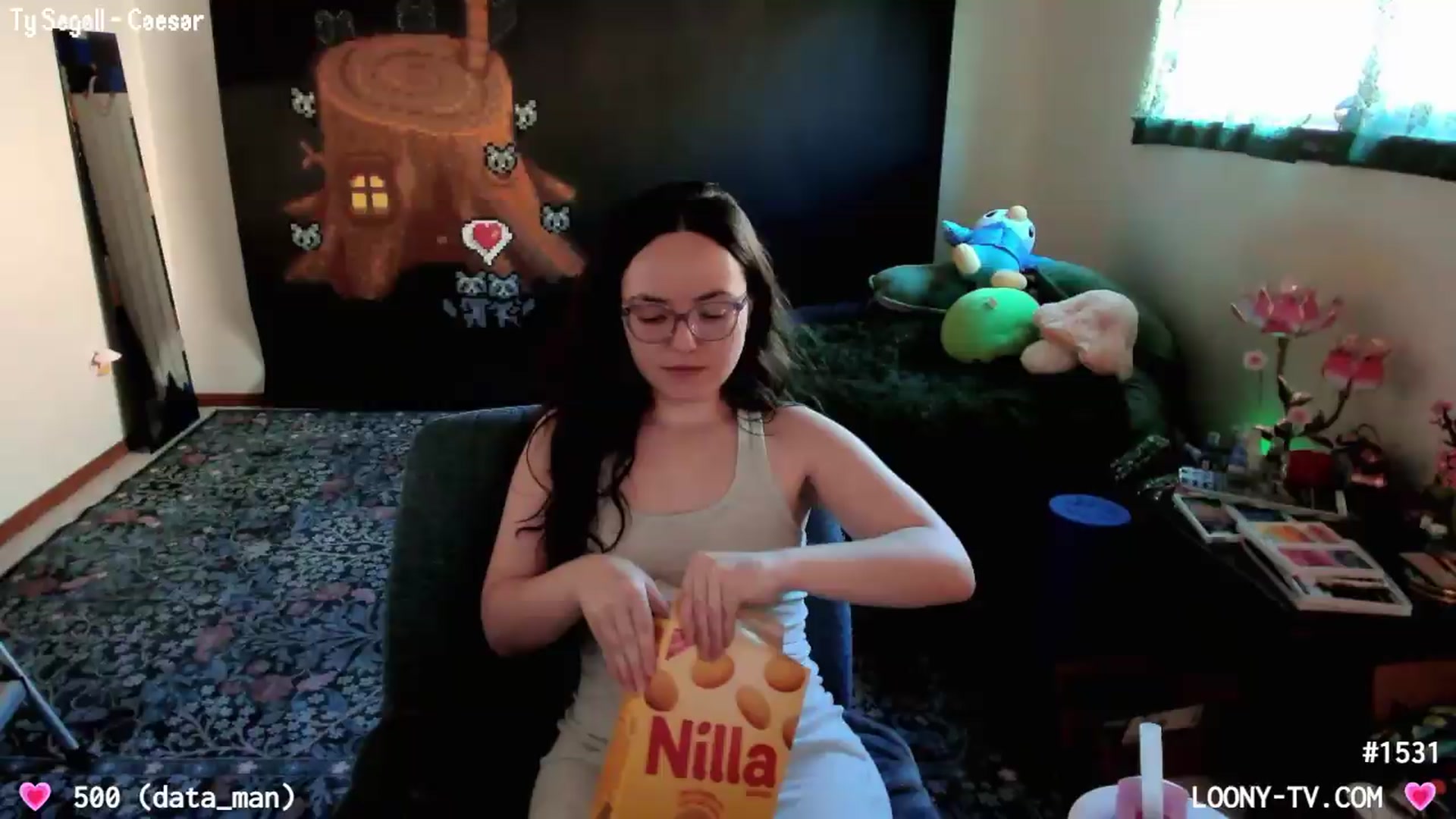 Gallery image thumbnail from LoonyTV's myfreecams stream on, 07/29/2026, 23:06 image 5 of 20