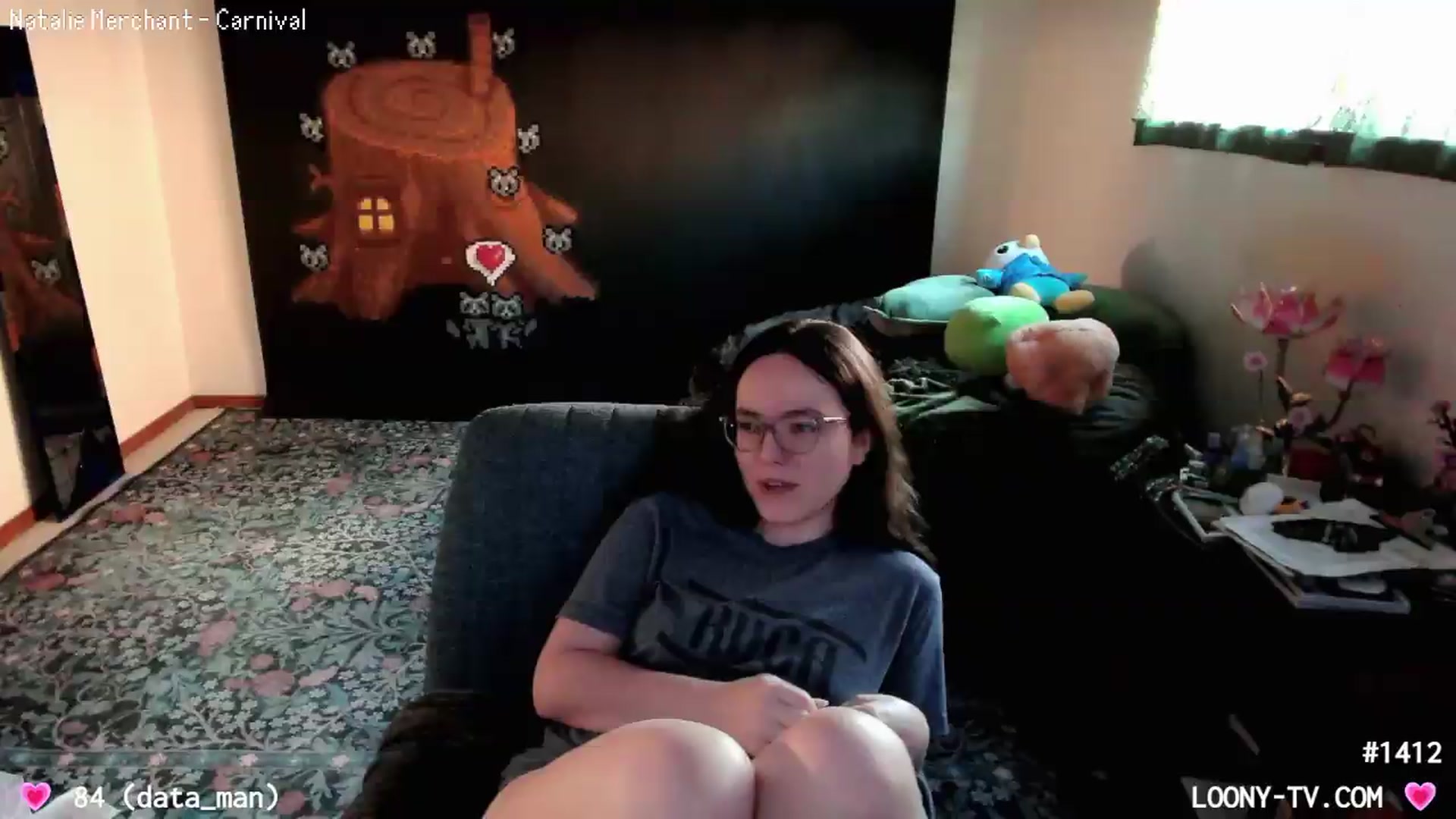 Gallery image thumbnail from LoonyTV's myfreecams stream on, 08/18/2026, 23:45 image 14 of 20