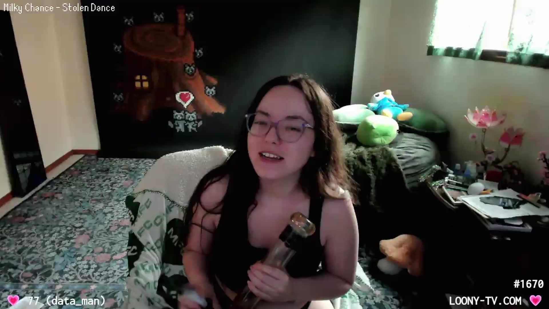 Gallery image thumbnail from LoonyTV's myfreecams stream on, 08/23/2026, 23:18 image 5 of 20