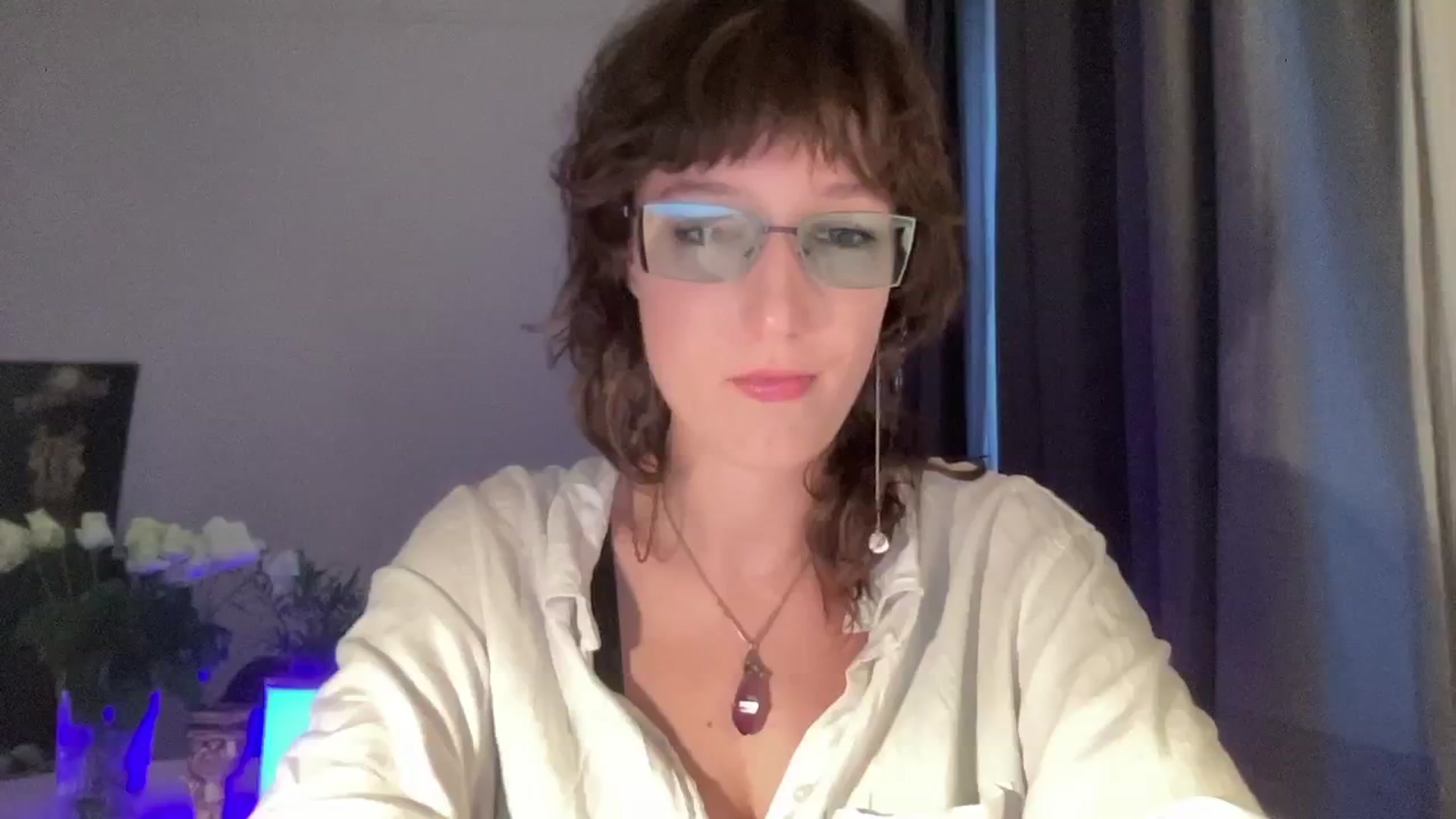 Gallery image thumbnail from LoooneyTunes's myfreecams stream on, 09/28/2024, 17:04 image 6 of 20