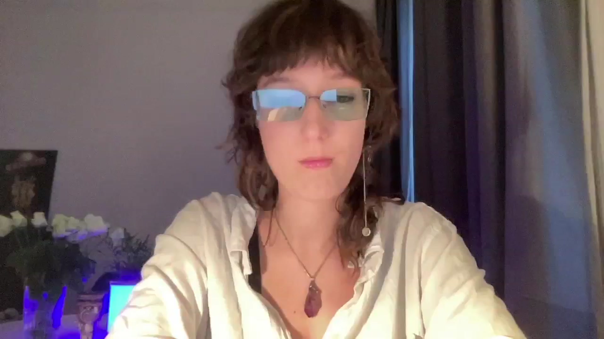 Gallery image thumbnail from LoooneyTunes's myfreecams stream on, 09/28/2024, 17:04 image 5 of 20