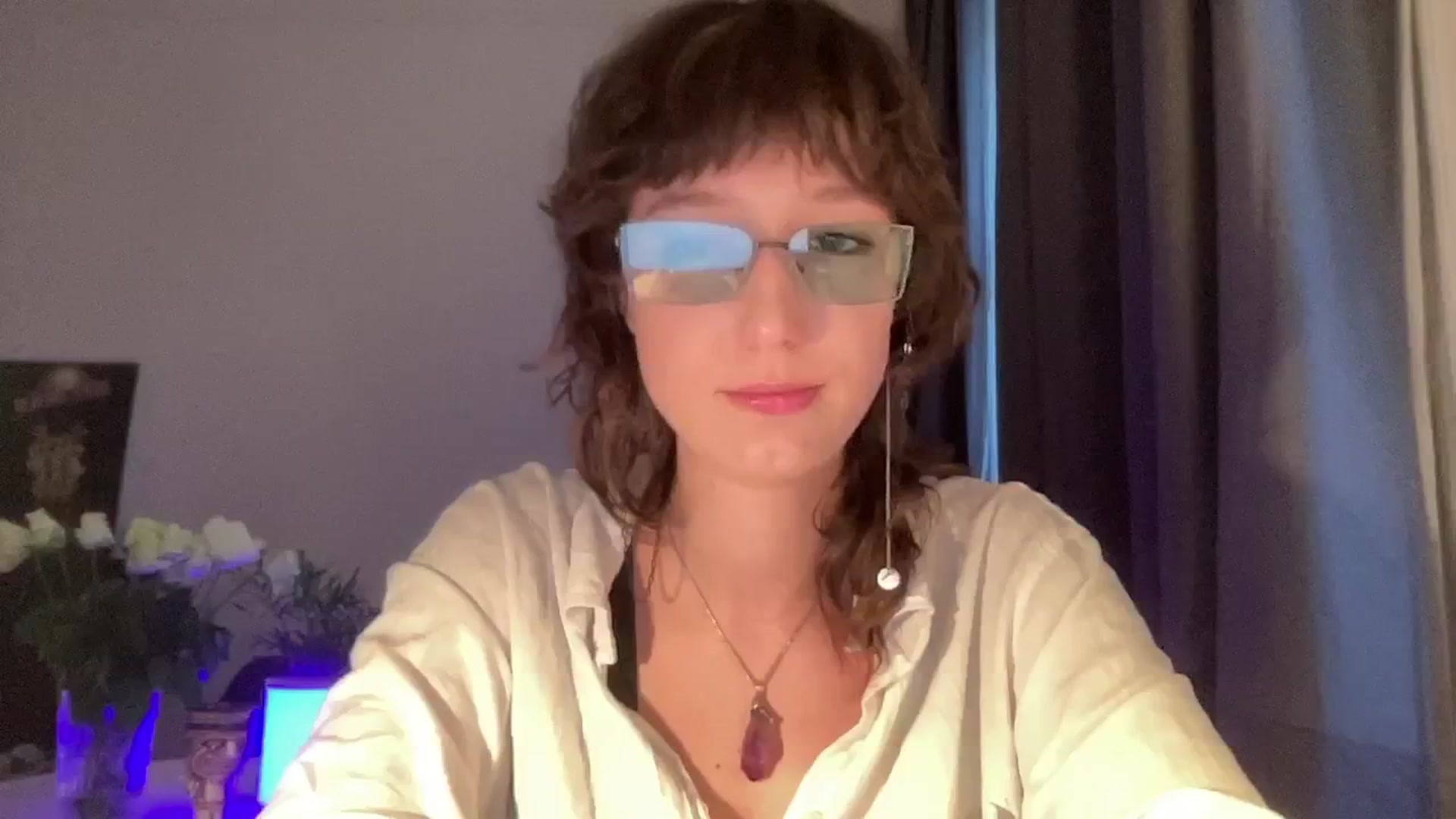 Gallery image thumbnail from LoooneyTunes's myfreecams stream on, 09/28/2024, 17:04 image 2 of 20