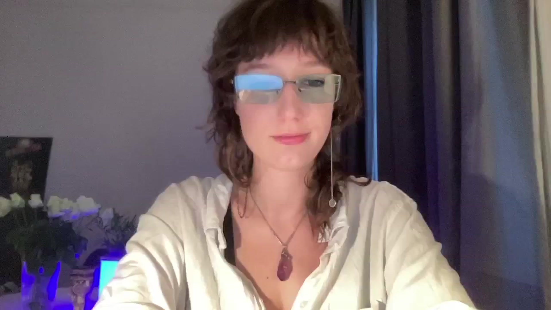 Gallery image thumbnail from LoooneyTunes's myfreecams stream on, 09/28/2024, 17:04 image 7 of 20