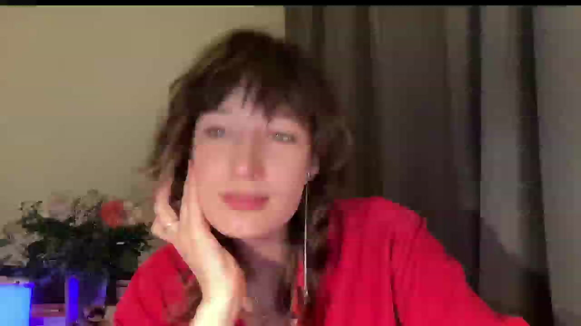 Gallery image thumbnail from LoooneyTunes's myfreecams stream on, 10/17/2024, 22:44 image 2 of 20