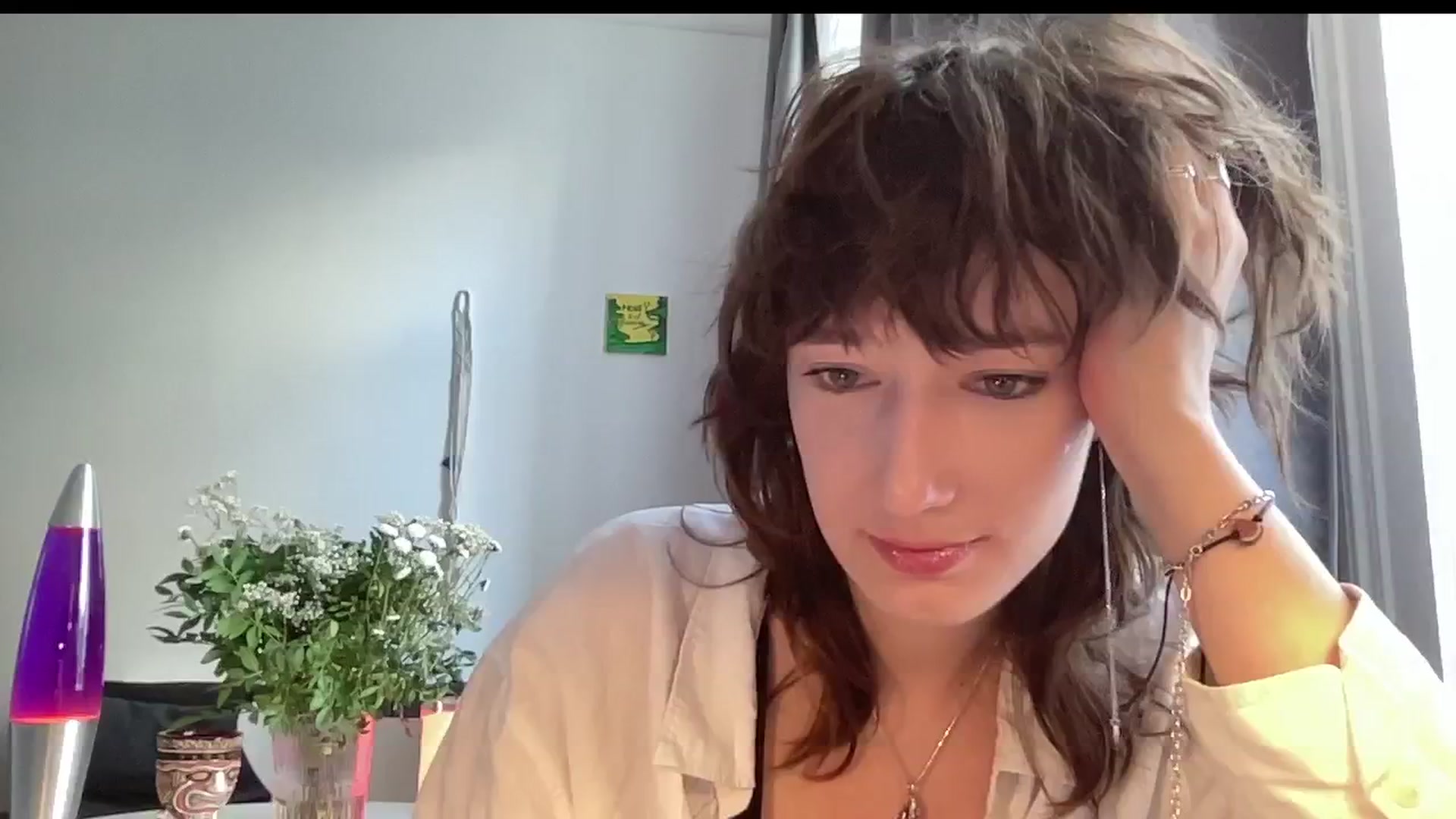 Gallery image thumbnail from LoooneyTunes's myfreecams stream on, 10/21/2024, 13:11 image 9 of 20