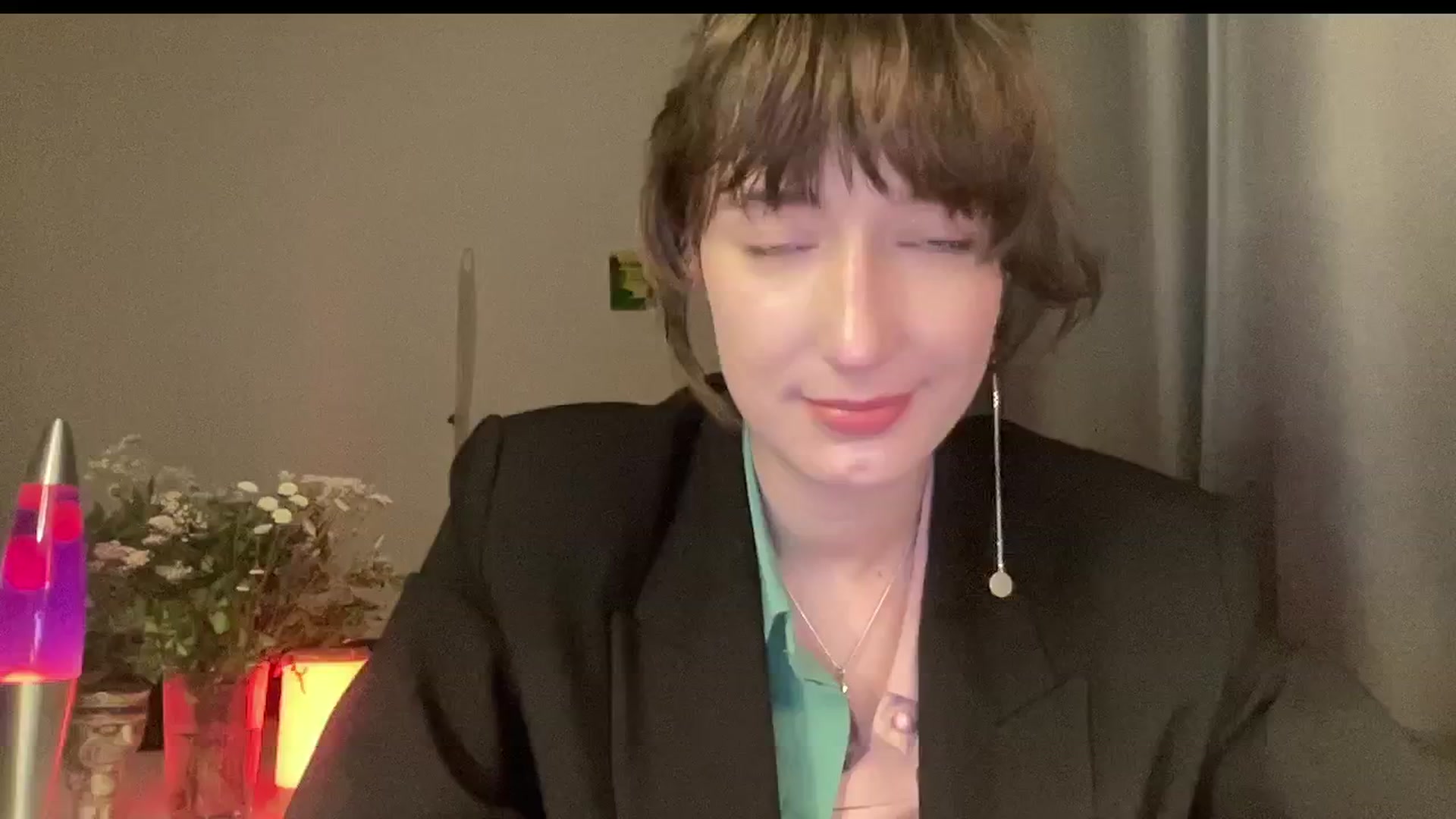 Gallery image thumbnail from LoooneyTunes's myfreecams stream on, 10/23/2024, 19:58 image 5 of 20