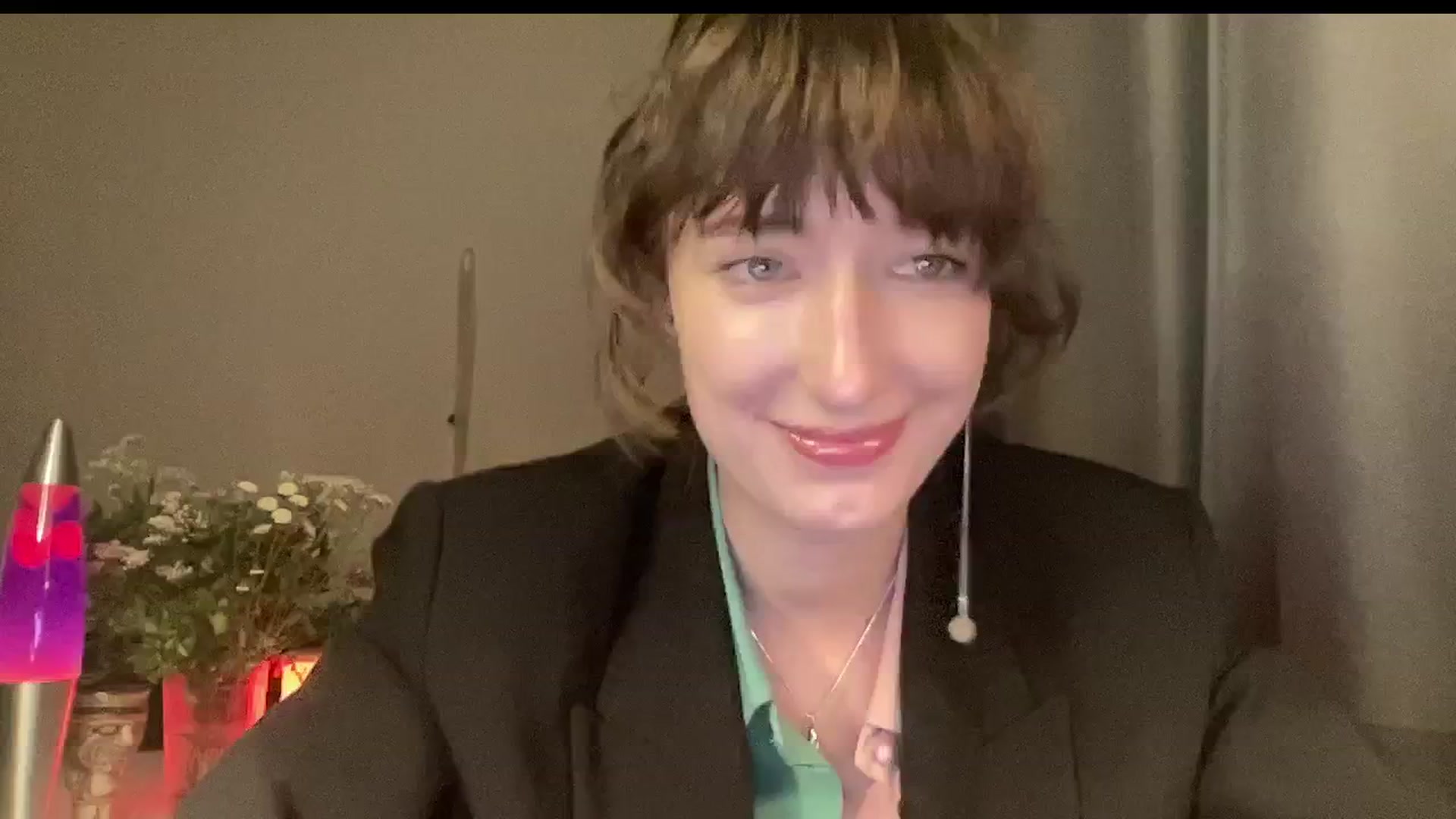 Gallery image thumbnail from LoooneyTunes's myfreecams stream on, 10/23/2024, 19:58 image 10 of 20