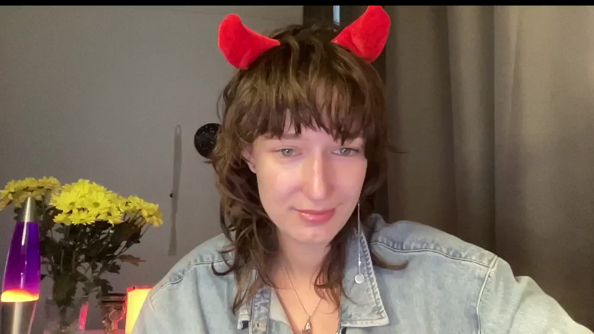 Gallery image thumbnail from LoooneyTunes's myfreecams stream on, 10/27/2024, 16:10 image 5 of 20