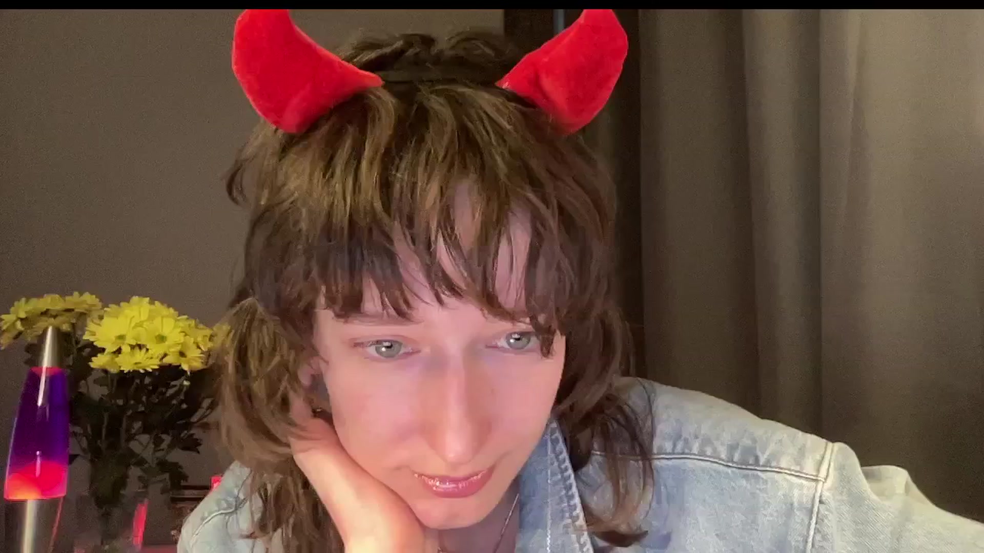 Gallery image thumbnail from LoooneyTunes's myfreecams stream on, 10/27/2024, 16:10 image 14 of 20