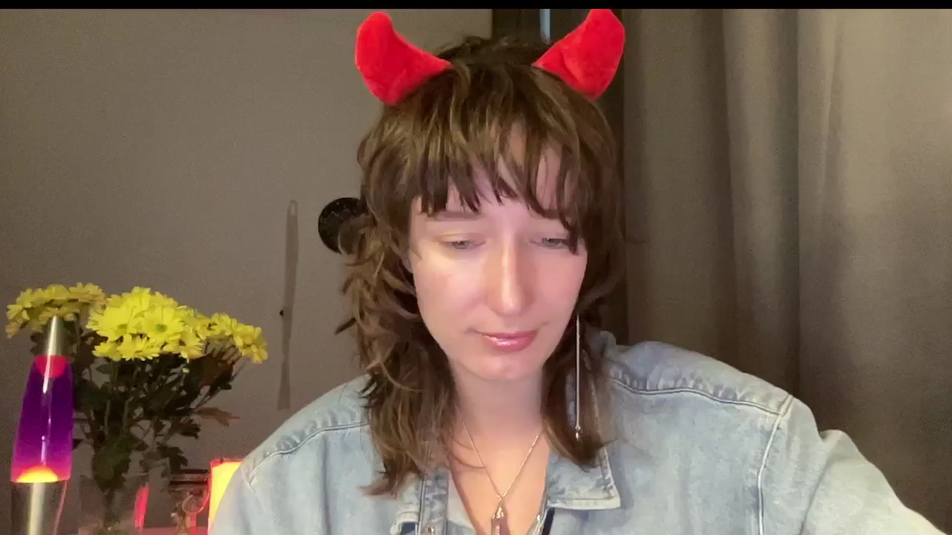 Gallery image thumbnail from LoooneyTunes's myfreecams stream on, 10/27/2024, 16:10 image 11 of 20