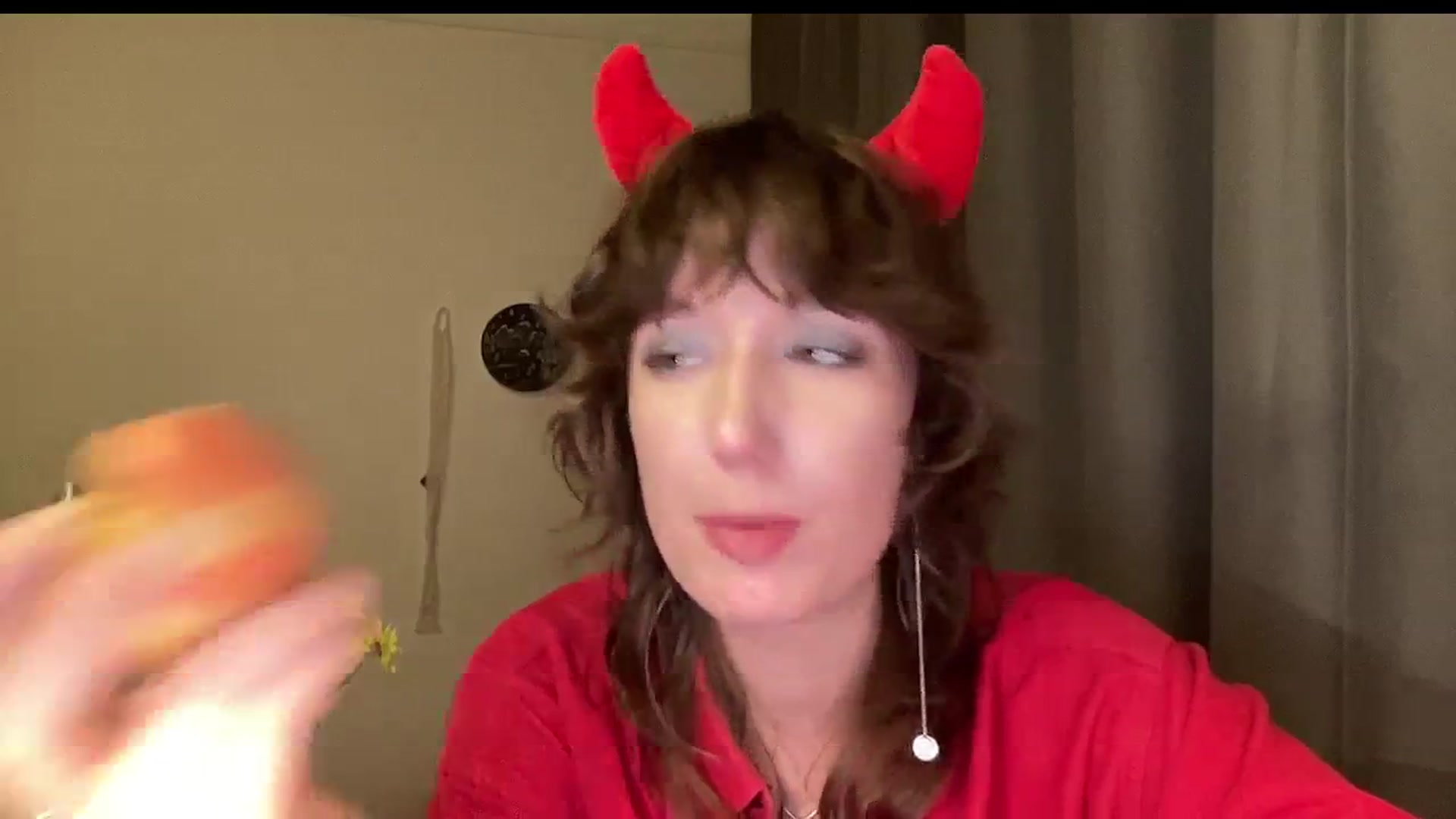 Gallery image thumbnail from LoooneyTunes's myfreecams stream on, 10/30/2024, 17:44 image 2 of 20