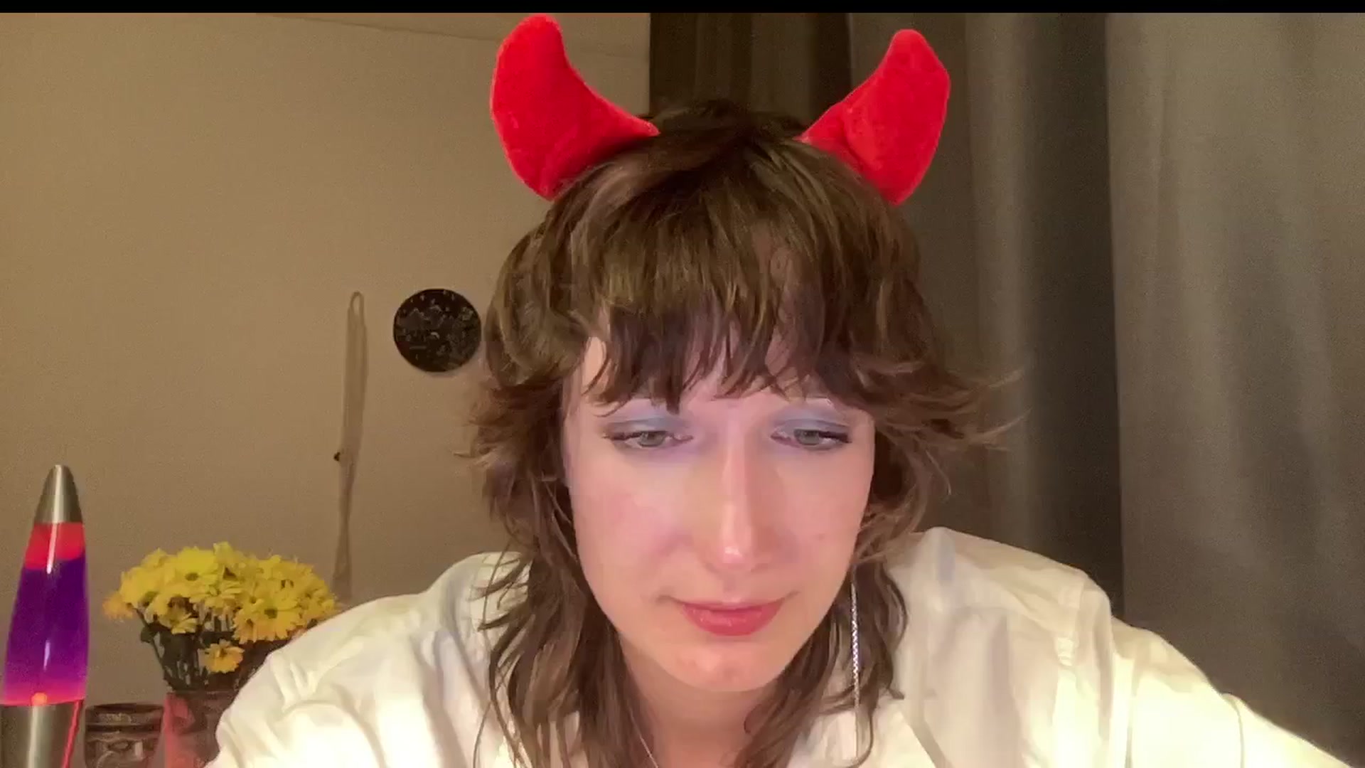 Gallery image thumbnail from LoooneyTunes's myfreecams stream on, 10/30/2024, 20:00 image 20 of 20