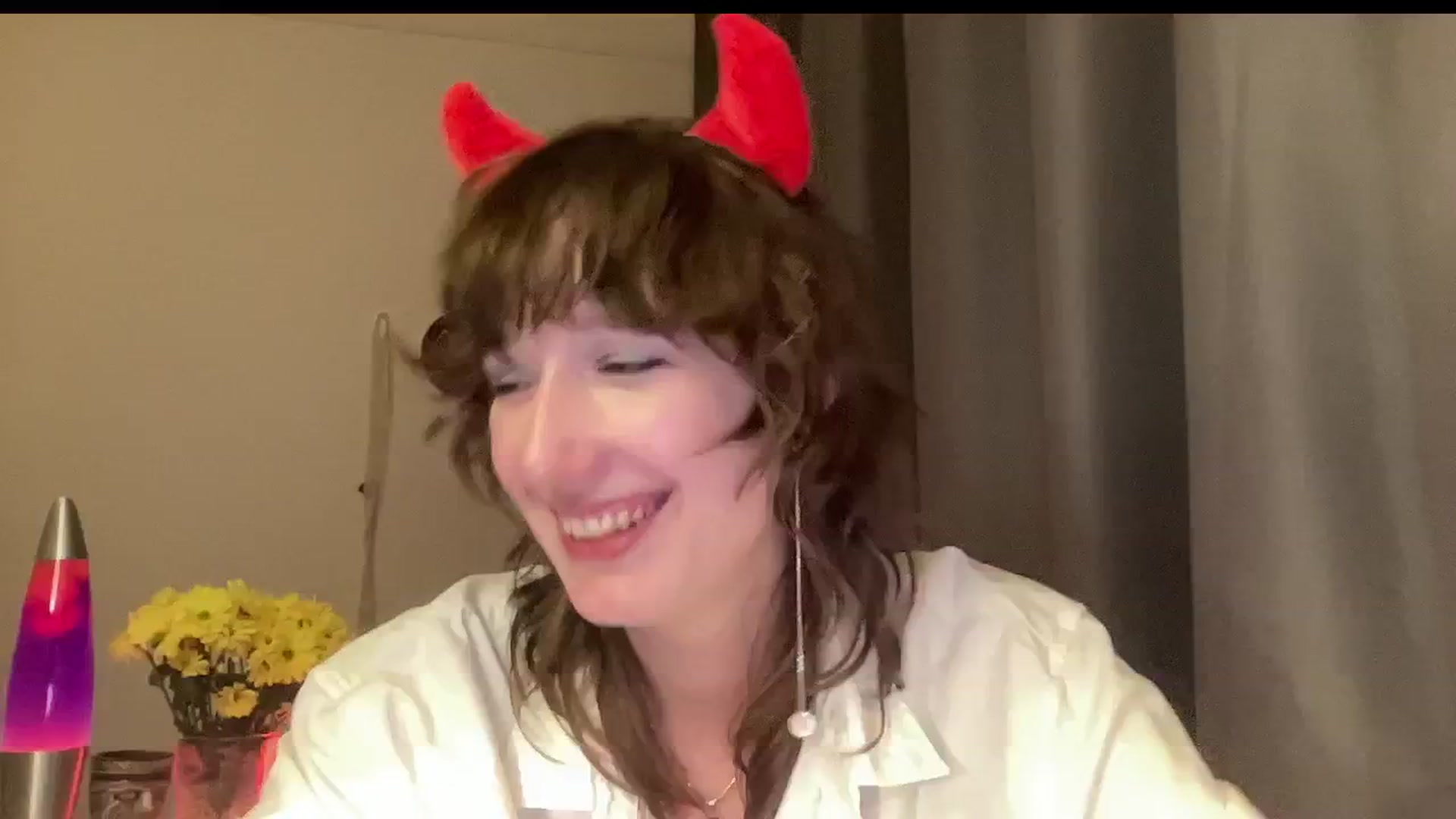 Gallery image thumbnail from LoooneyTunes's myfreecams stream on, 10/30/2024, 20:00 image 10 of 20