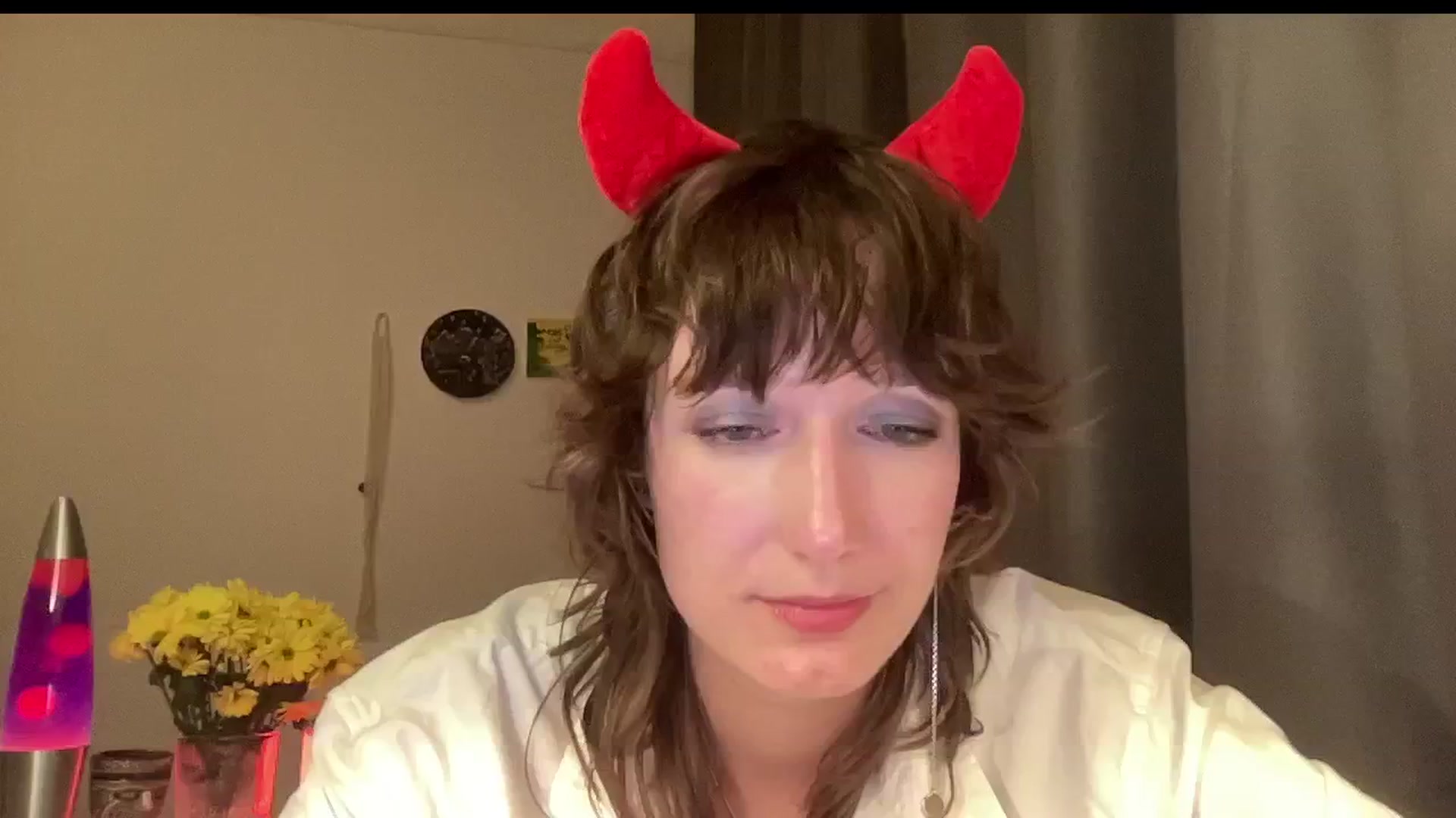 Gallery image thumbnail from LoooneyTunes's myfreecams stream on, 10/30/2024, 20:00 image 14 of 20