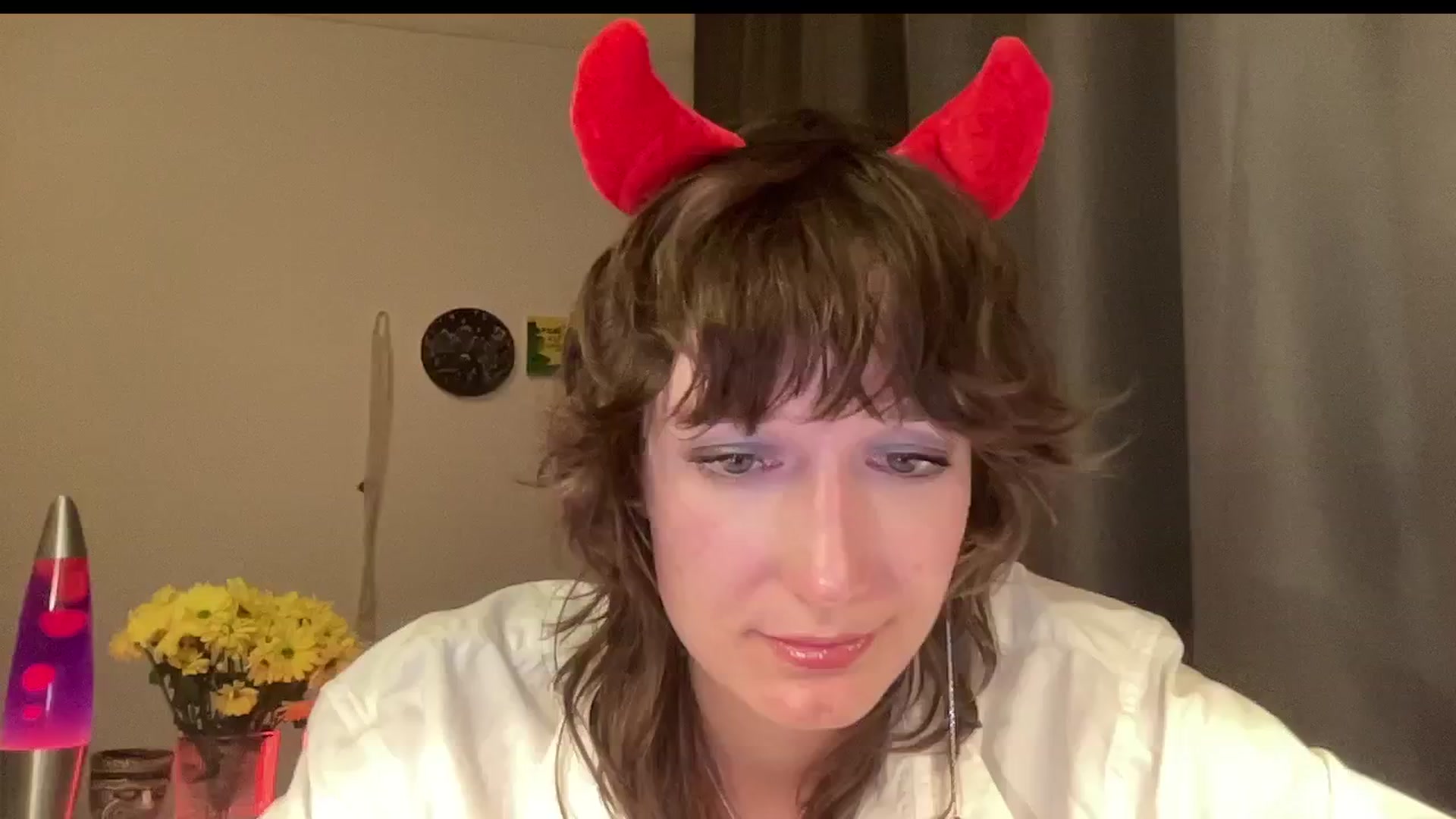 Gallery image thumbnail from LoooneyTunes's myfreecams stream on, 10/30/2024, 20:00 image 3 of 20