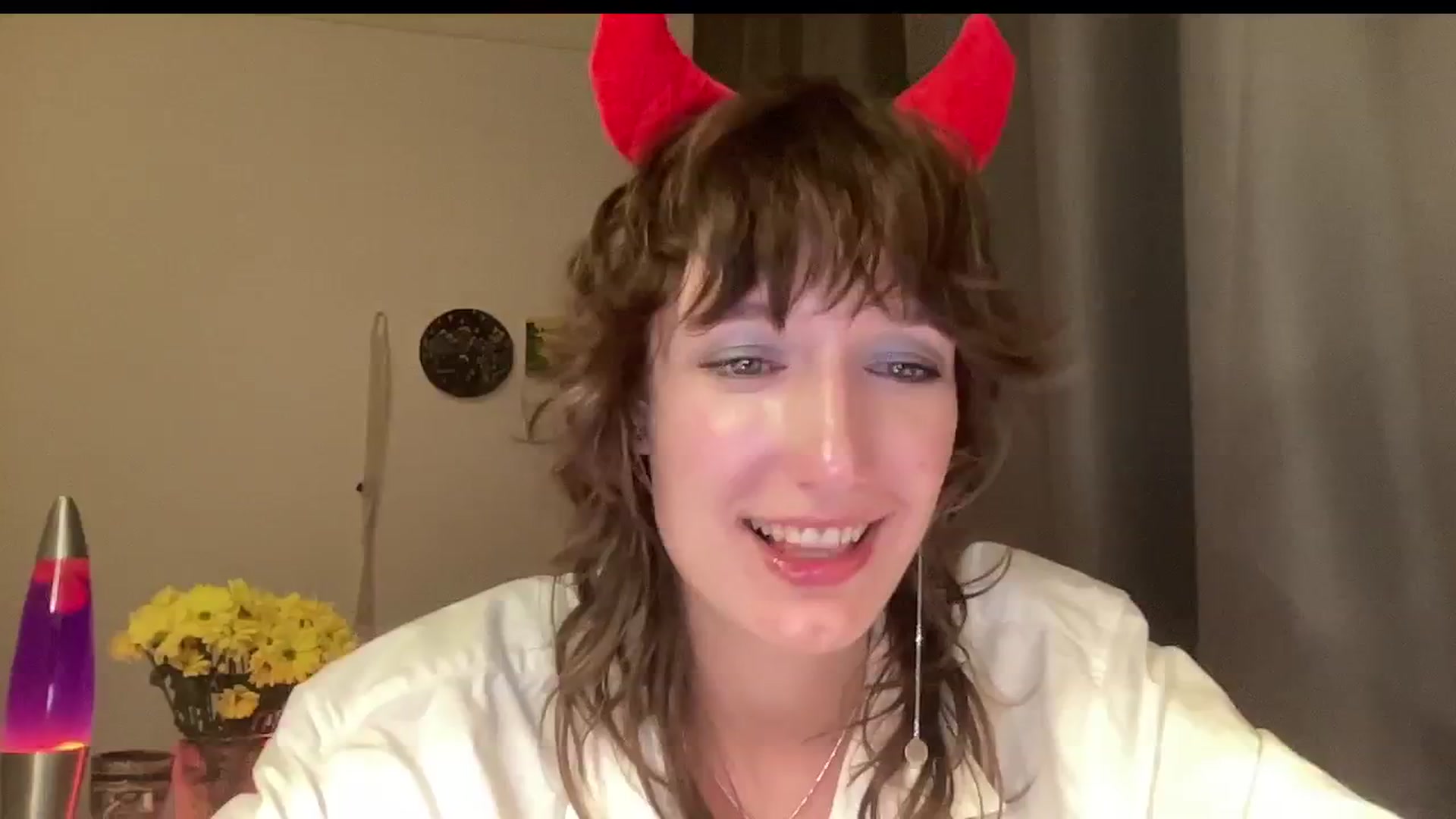 Gallery image thumbnail from LoooneyTunes's myfreecams stream on, 10/30/2024, 20:20 image 9 of 20