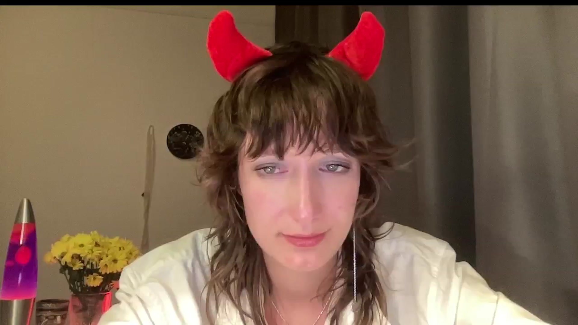 Gallery image thumbnail from LoooneyTunes's myfreecams stream on, 10/30/2024, 20:20 image 12 of 20