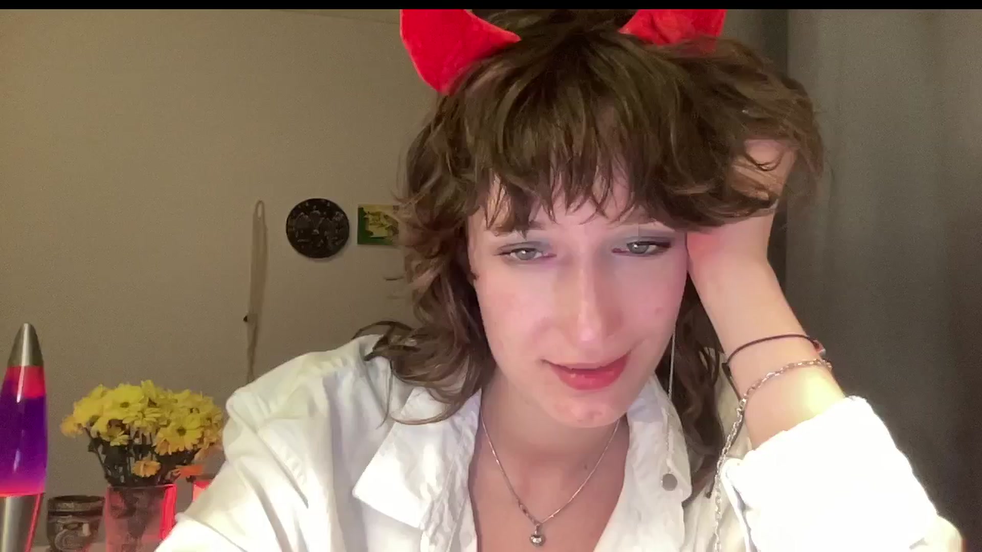 Gallery image thumbnail from LoooneyTunes's myfreecams stream on, 10/30/2024, 21:36 image 13 of 20