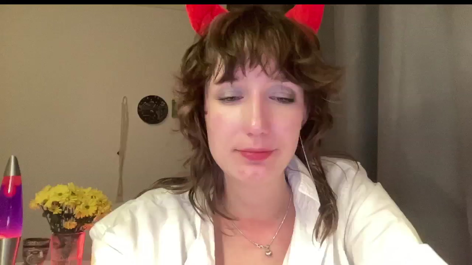 Gallery image thumbnail from LoooneyTunes's myfreecams stream on, 10/30/2024, 21:36 image 16 of 20