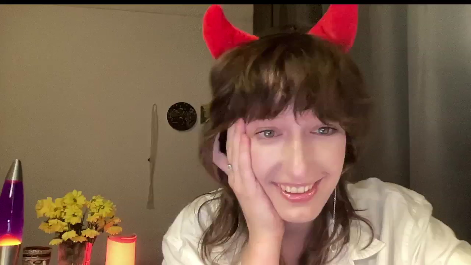 Gallery image thumbnail from LoooneyTunes's myfreecams stream on, 10/31/2024, 18:51 image 18 of 20