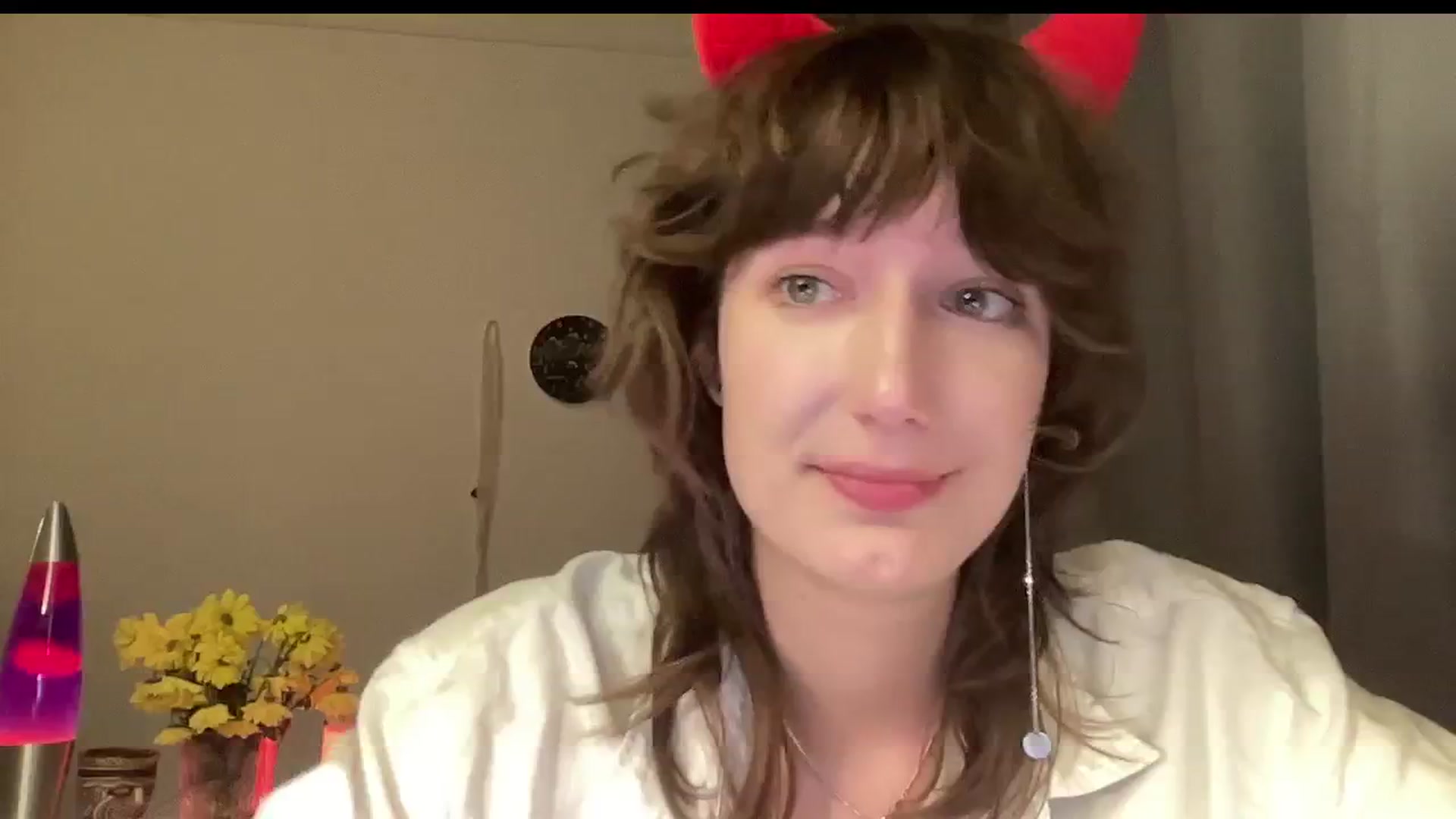 Gallery image thumbnail from LoooneyTunes's myfreecams stream on, 10/31/2024, 20:08 image 6 of 20