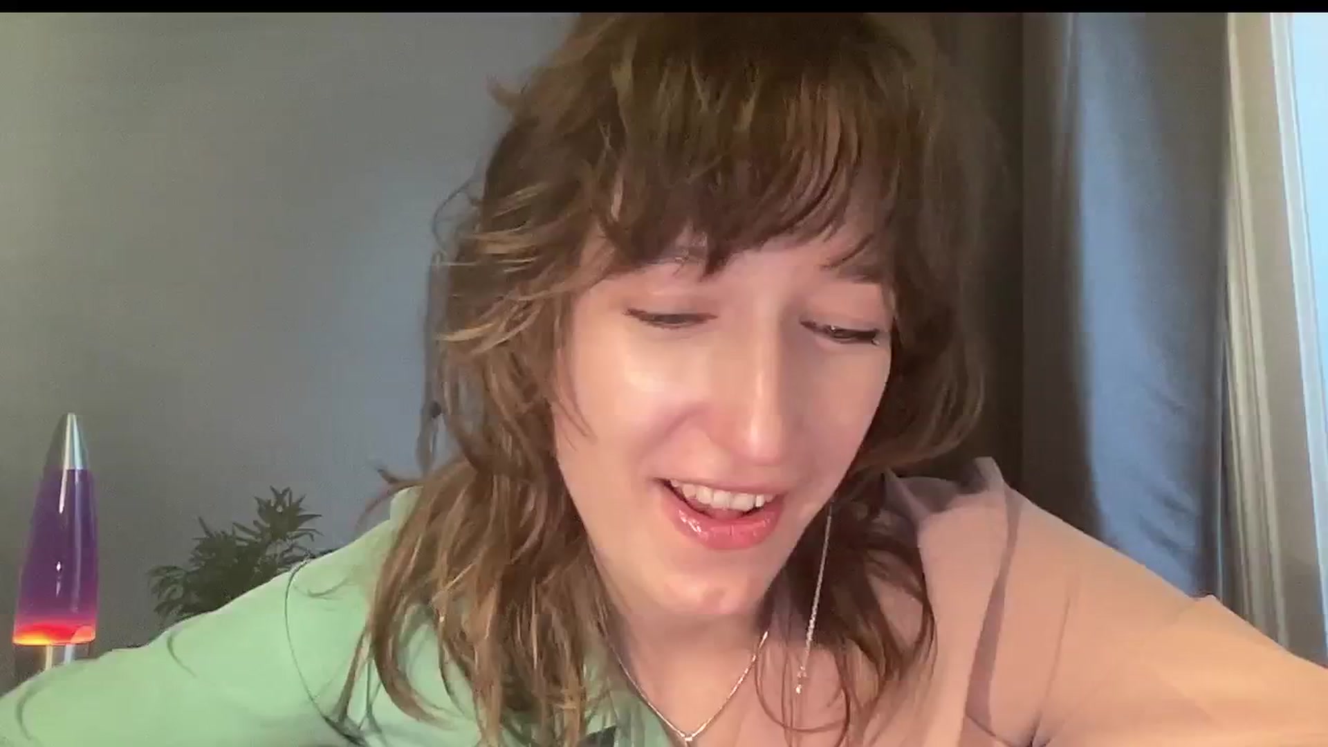 Gallery image thumbnail from LoooneyTunes's myfreecams stream on, 11/01/2024, 17:20 image 5 of 20