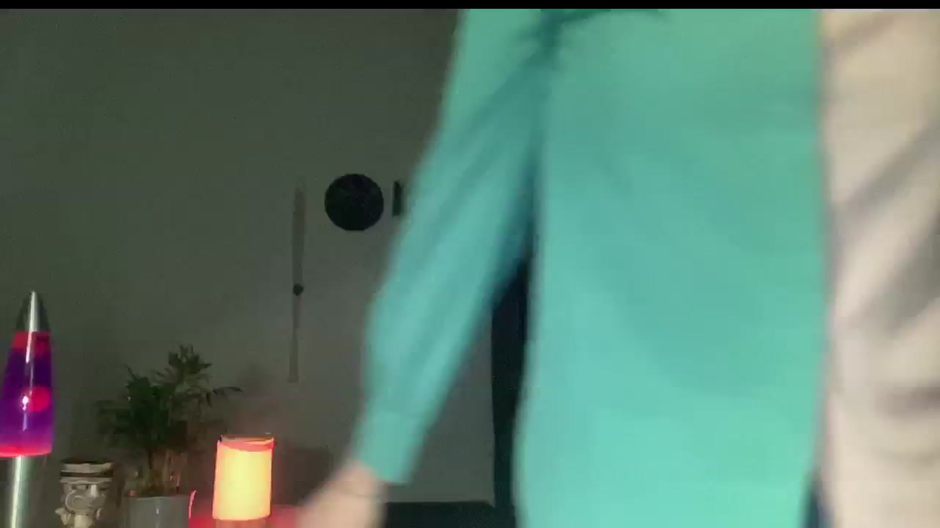 Gallery image thumbnail from LoooneyTunes's myfreecams stream on, 11/01/2024, 18:06 image 14 of 20