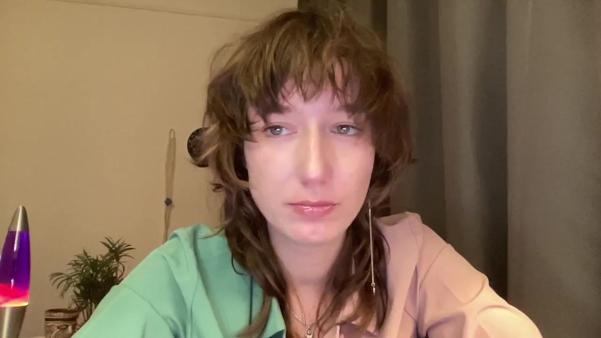 Gallery image thumbnail from LoooneyTunes's myfreecams stream on, 11/03/2024, 18:32 image 8 of 20
