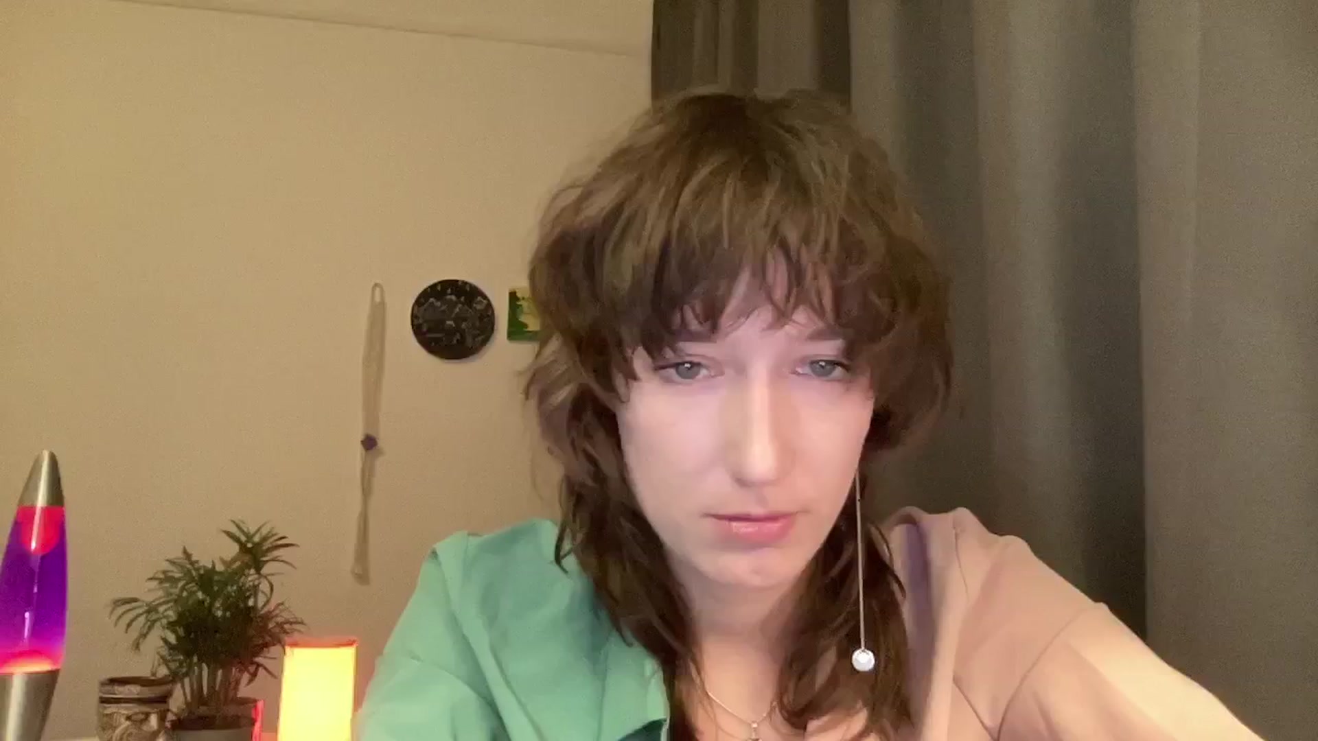 Gallery image thumbnail from LoooneyTunes's myfreecams stream on, 11/03/2024, 18:32 image 18 of 20