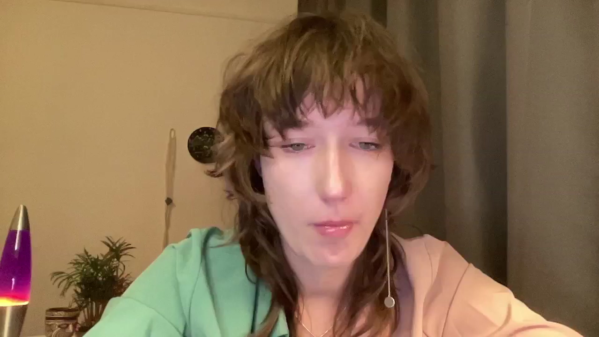 Gallery image thumbnail from LoooneyTunes's myfreecams stream on, 11/03/2024, 18:32 image 5 of 20