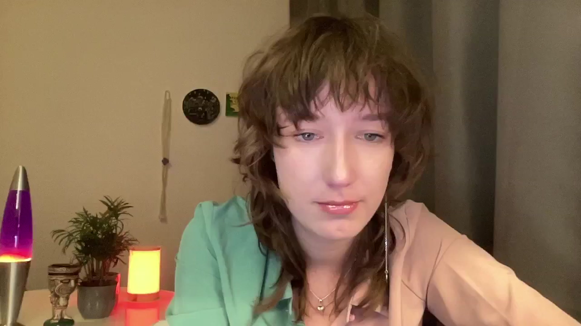 Gallery image thumbnail from LoooneyTunes's myfreecams stream on, 11/03/2024, 18:32 image 2 of 20