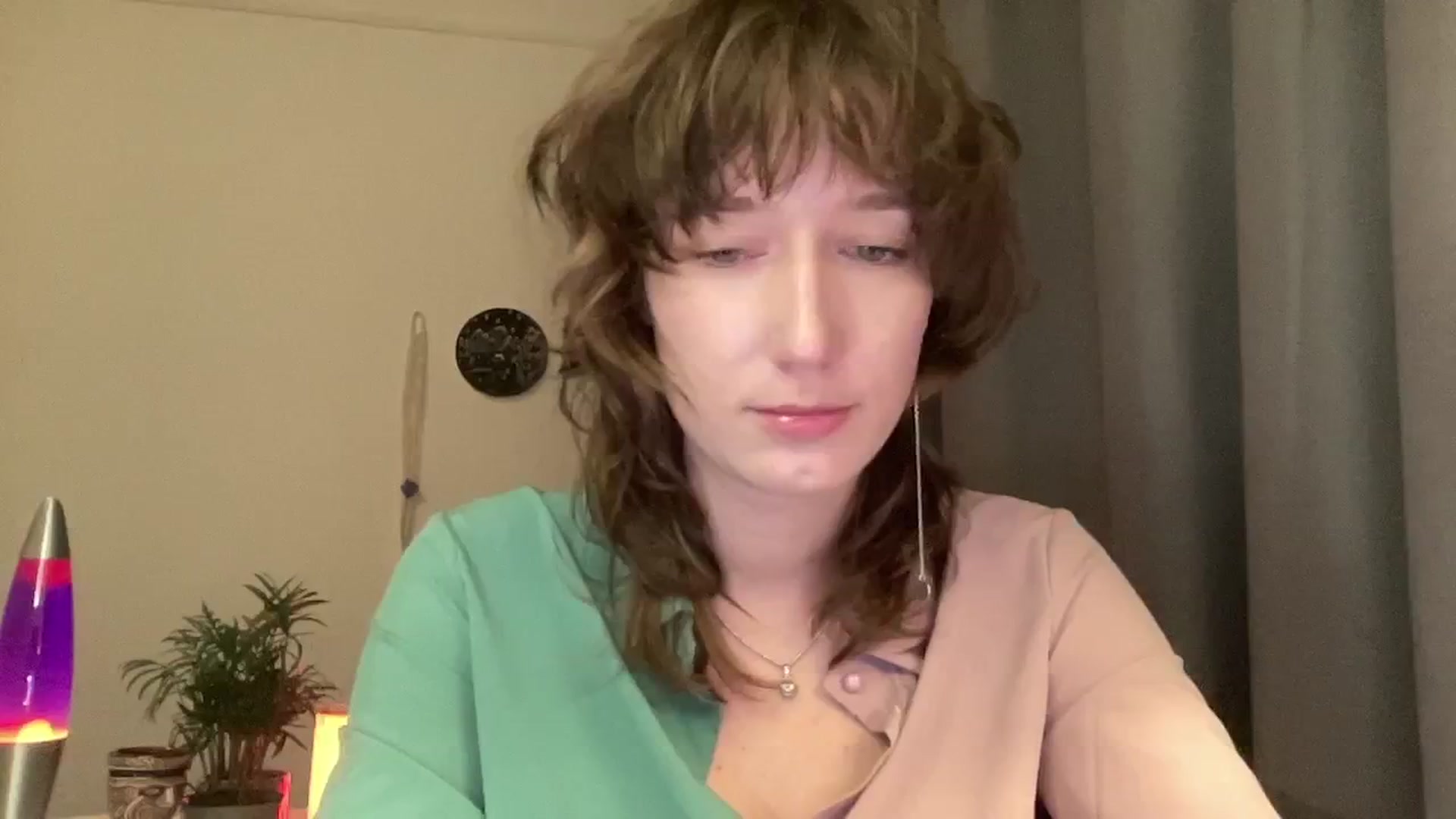 Gallery image thumbnail from LoooneyTunes's myfreecams stream on, 11/03/2024, 20:38 image 6 of 20